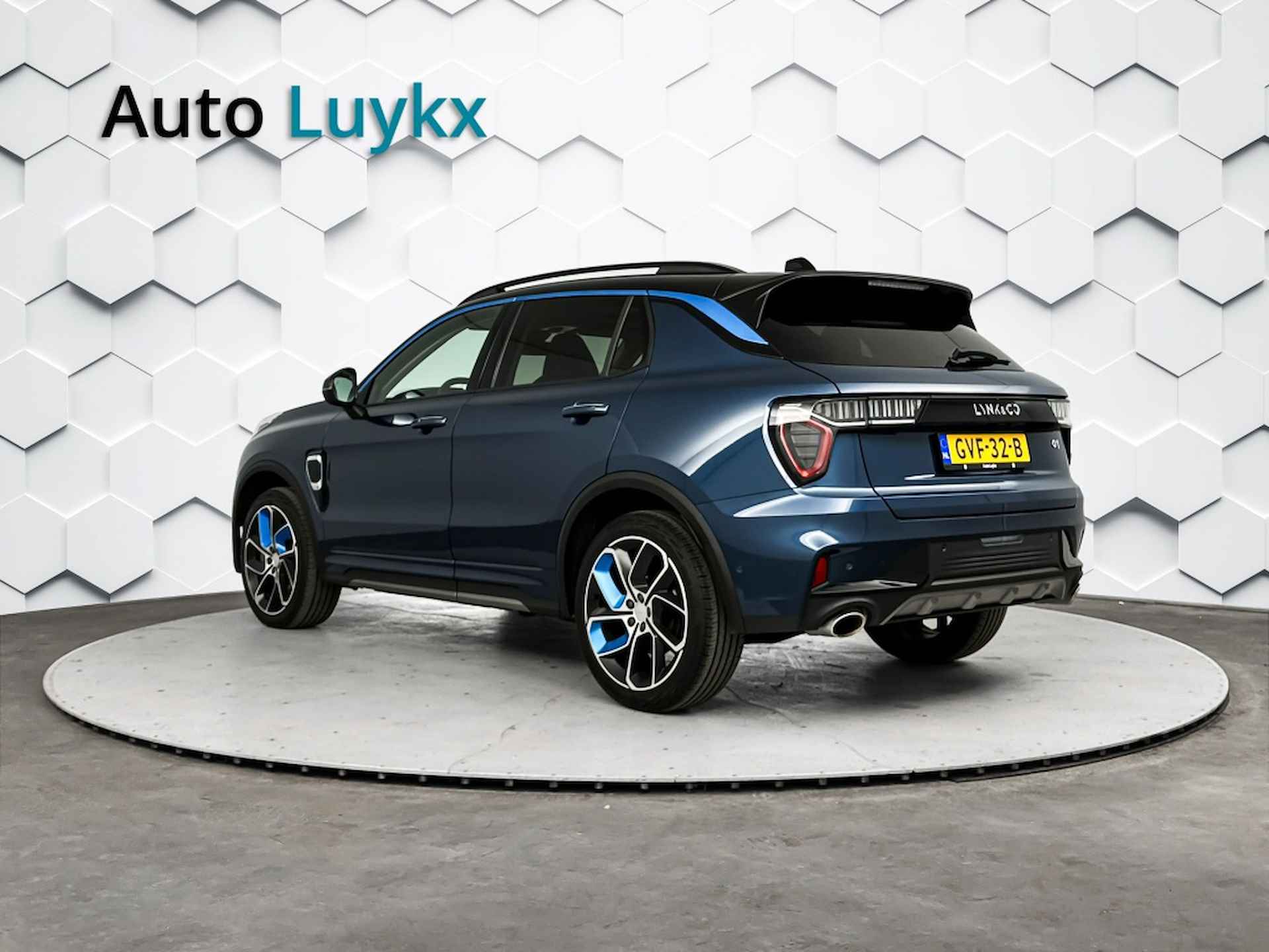 Lynk & Co 01 1.5 PHEV | 262 PK | Panoramadak | Navigatie - 3/43