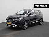 MG ZS EV Luxury 45 kWh | Leder | Panoramadak | Cruise Control | LED