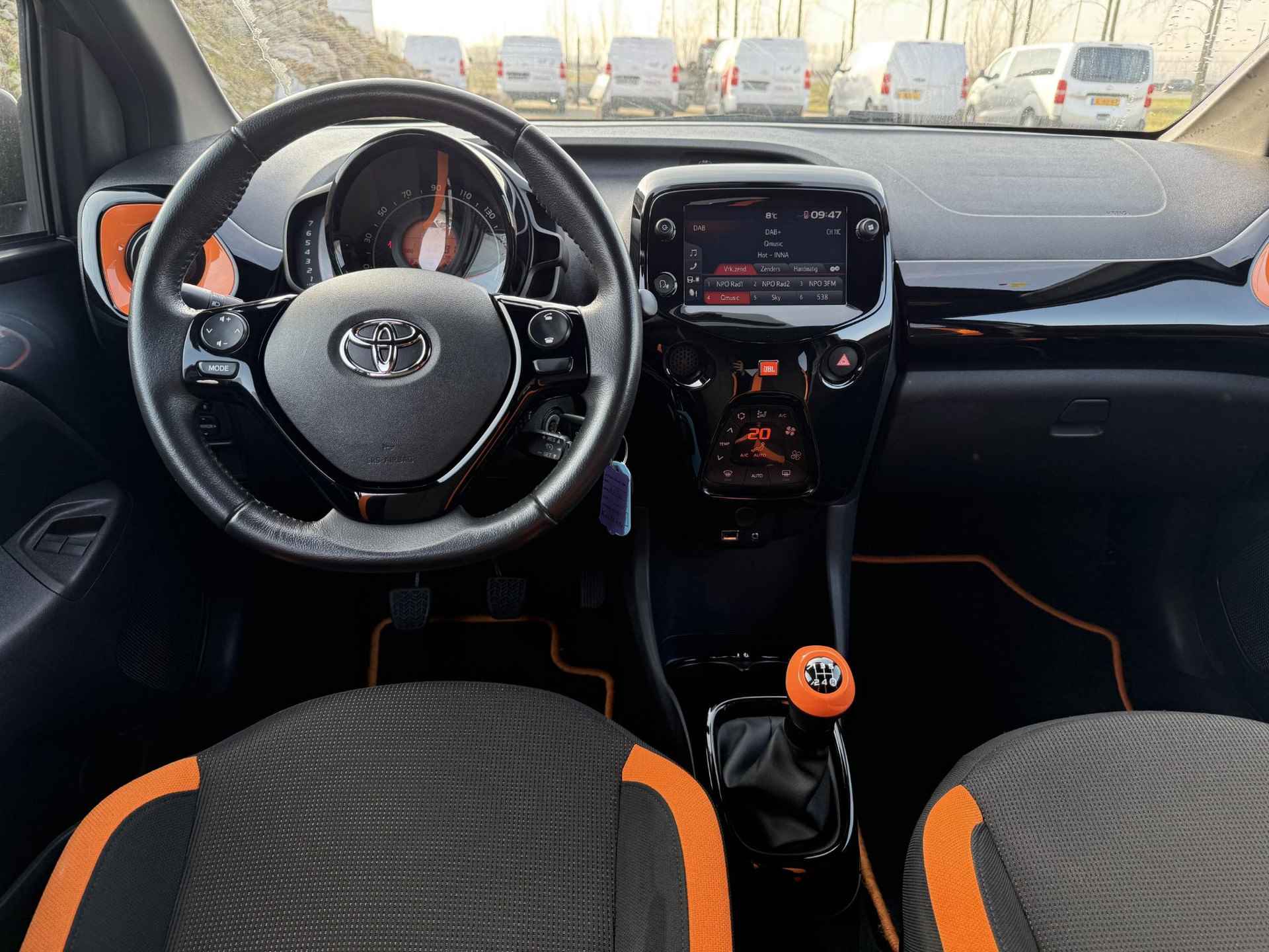 Toyota Aygo 1.0 VVT-i x-JBL - 5/24