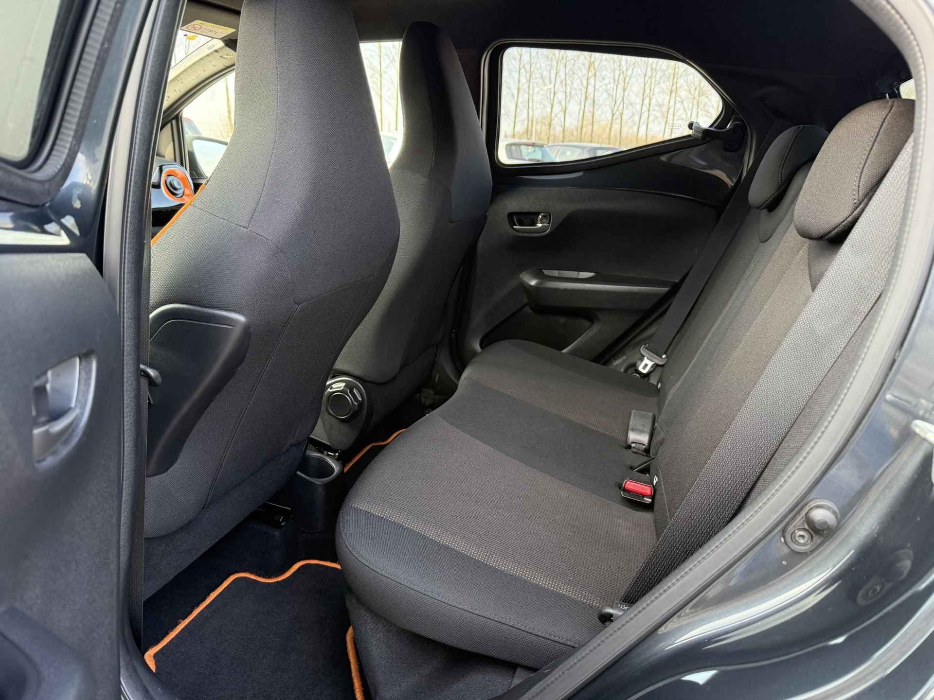 Toyota Aygo 1.0 VVT-i x-JBL - 22/24