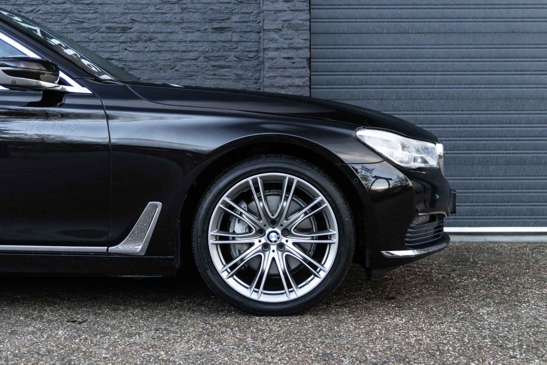 BMW 7 Serie 740e Individual | Glasdak | Climate Comfortleder + Massage | Bowers&Wilkins | 360° Camera | Adaptive Cruise | Head-Up | Soft Clo - 21/47