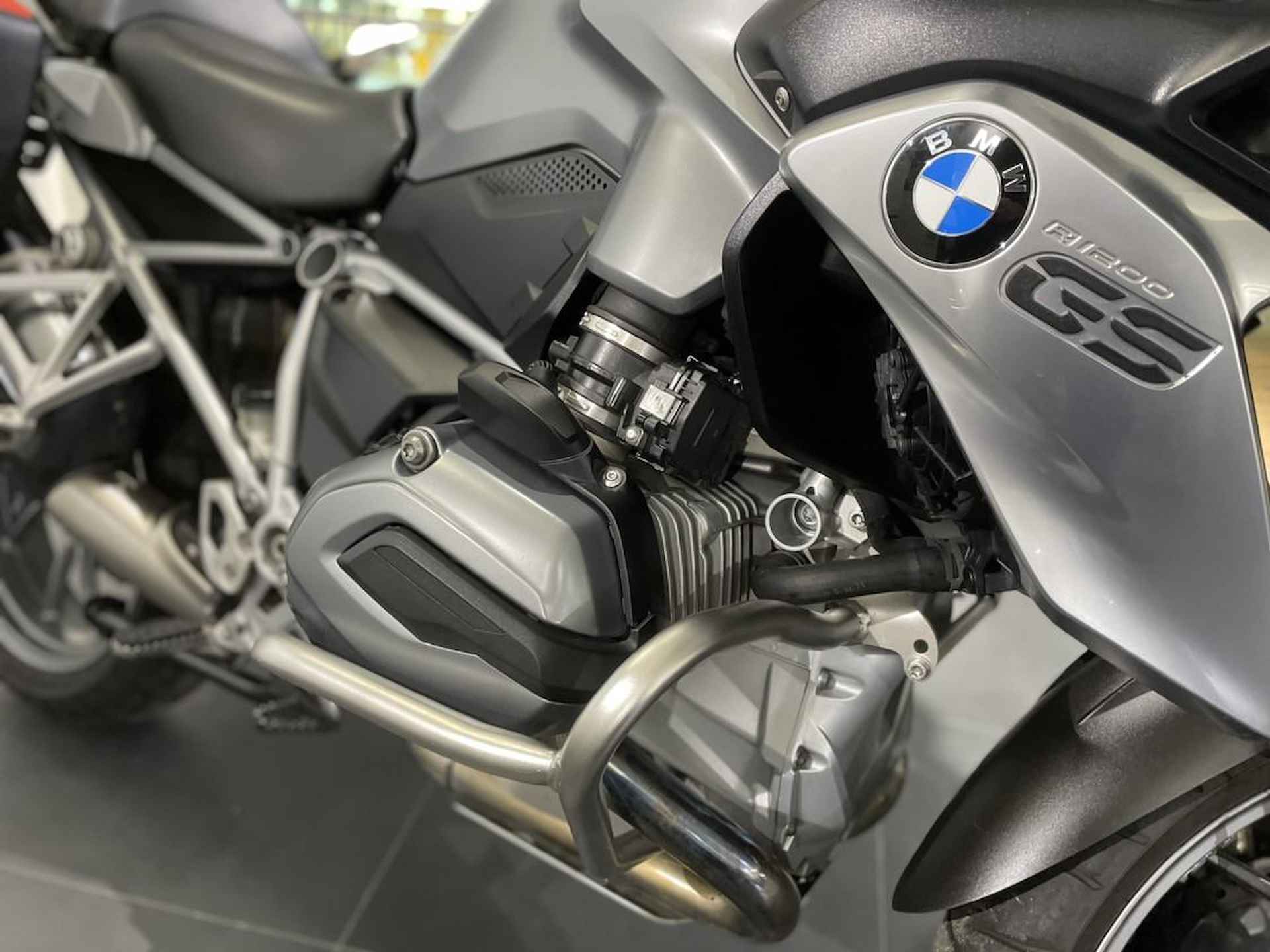 BMW  R 1200 GS Alpin Weiss met drie variokoffers - 6/8