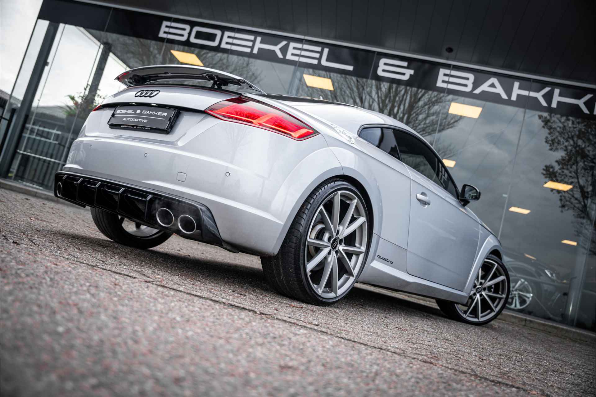 Audi TT TTS quattro Competition - B&O - Matrix - Diamond Stitch - 18/85