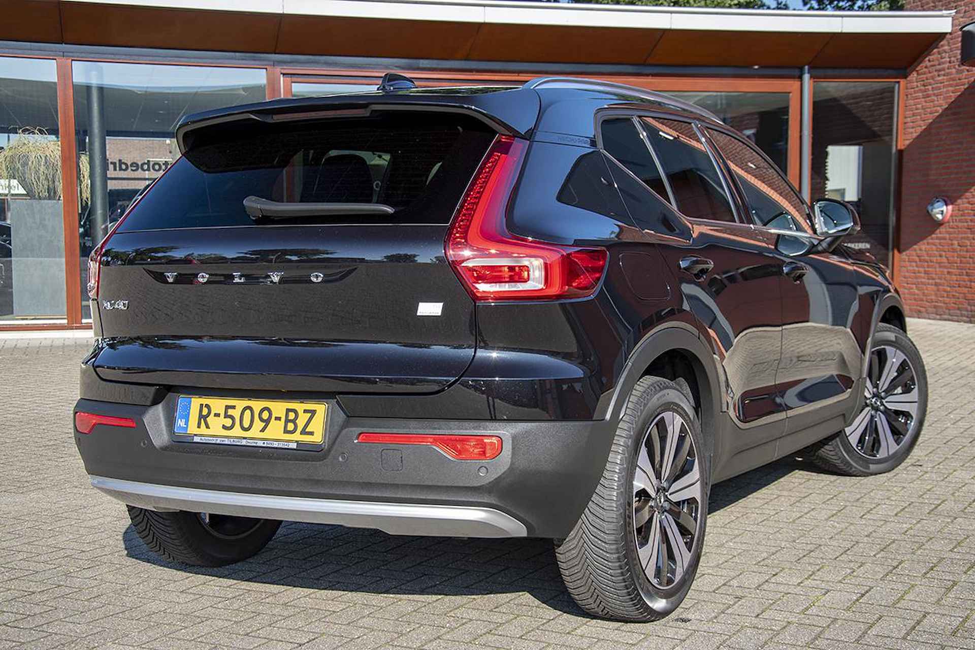 VOLVO XC40 1.5 T4 RECHARGE ULTIMATE BRIGHT - 6/27