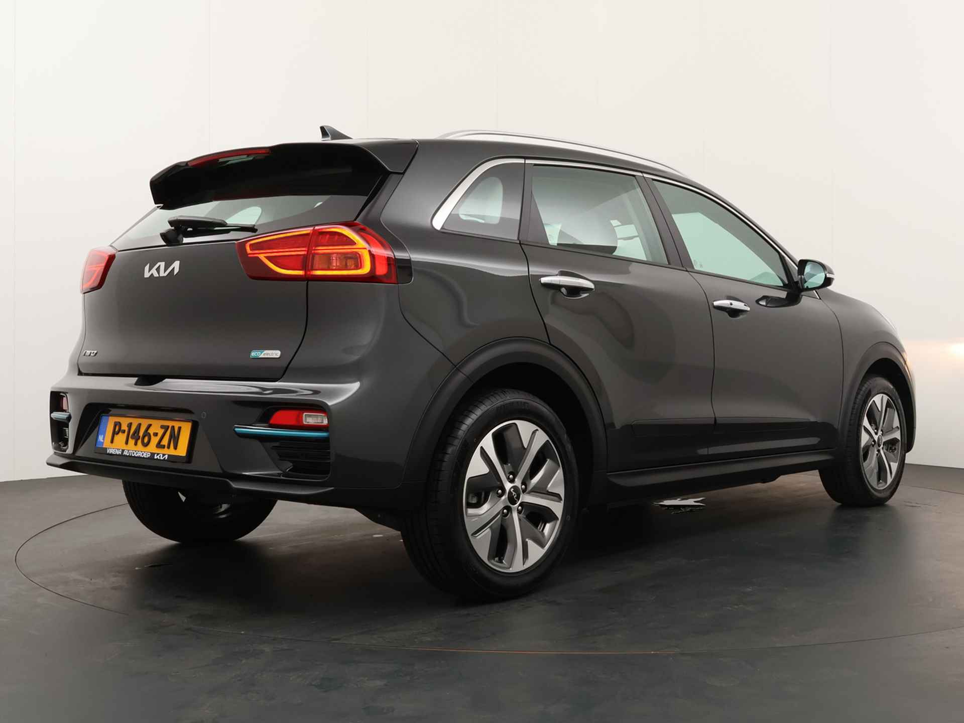 Kia e-Niro DynamicLine 64 kWh *€2000 Subsidie beschikbaar* - Navigatie - Camera - Climate control - Apple Carplay/Android Auto - Fabrieksgarantie tot 07-2029 - 8/48