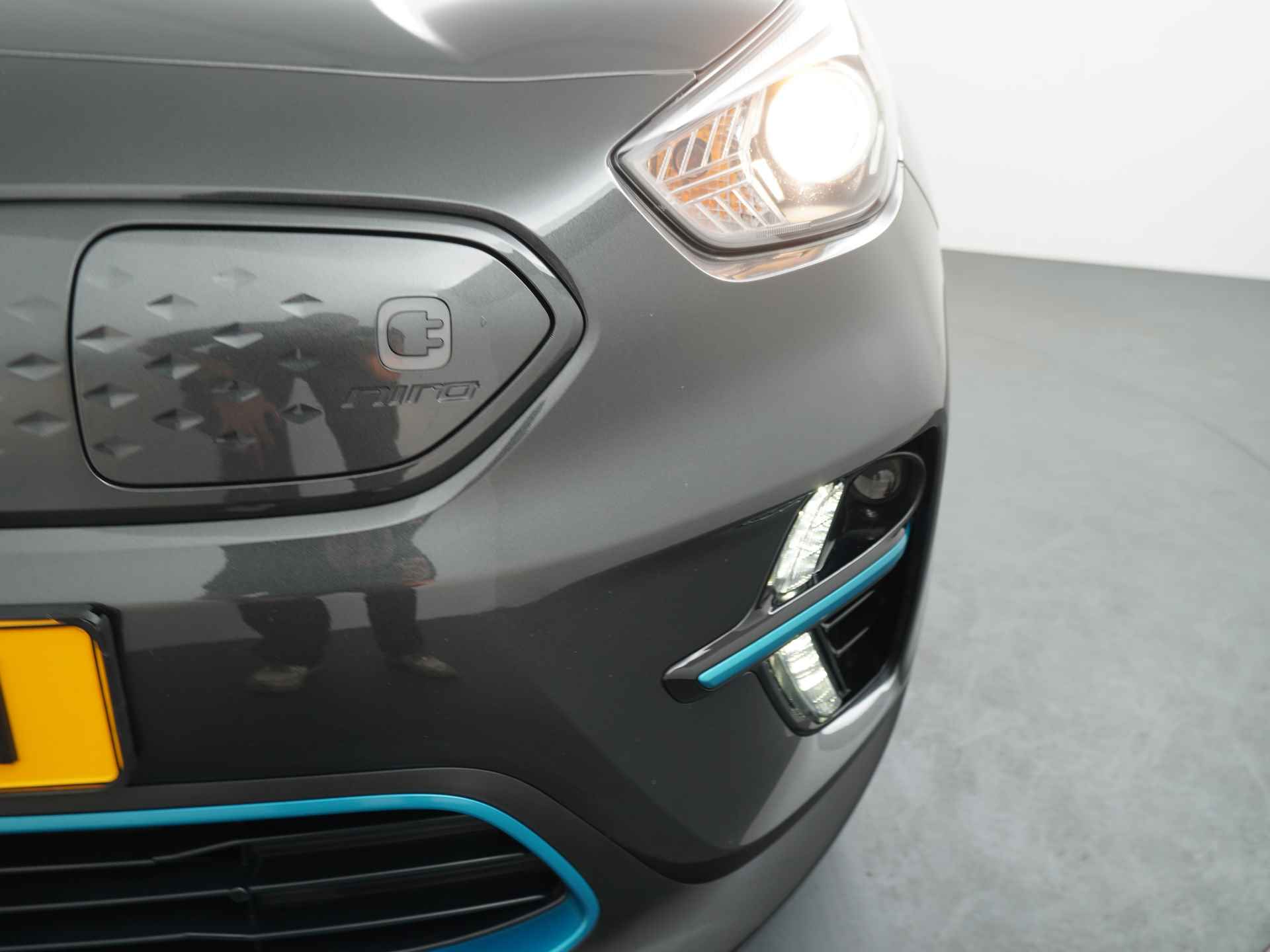 Kia e-Niro DynamicLine 64 kWh *€2000 Subsidie beschikbaar* - Navigatie - Camera - Climate control - Apple Carplay/Android Auto - Fabrieksgarantie tot 07-2029 - 13/48