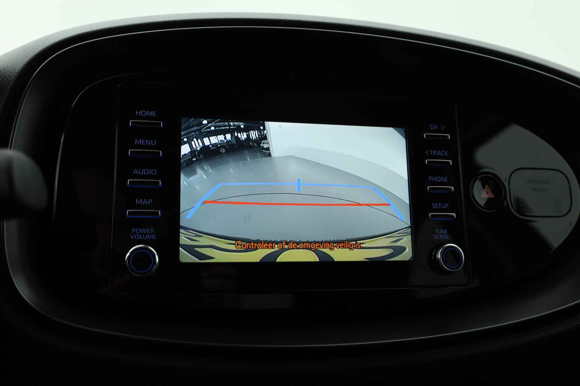 Toyota Aygo X 1.0 VVT-i MT first | Navi by app | Camera | Clima | Adapt. Cruise - 12/23