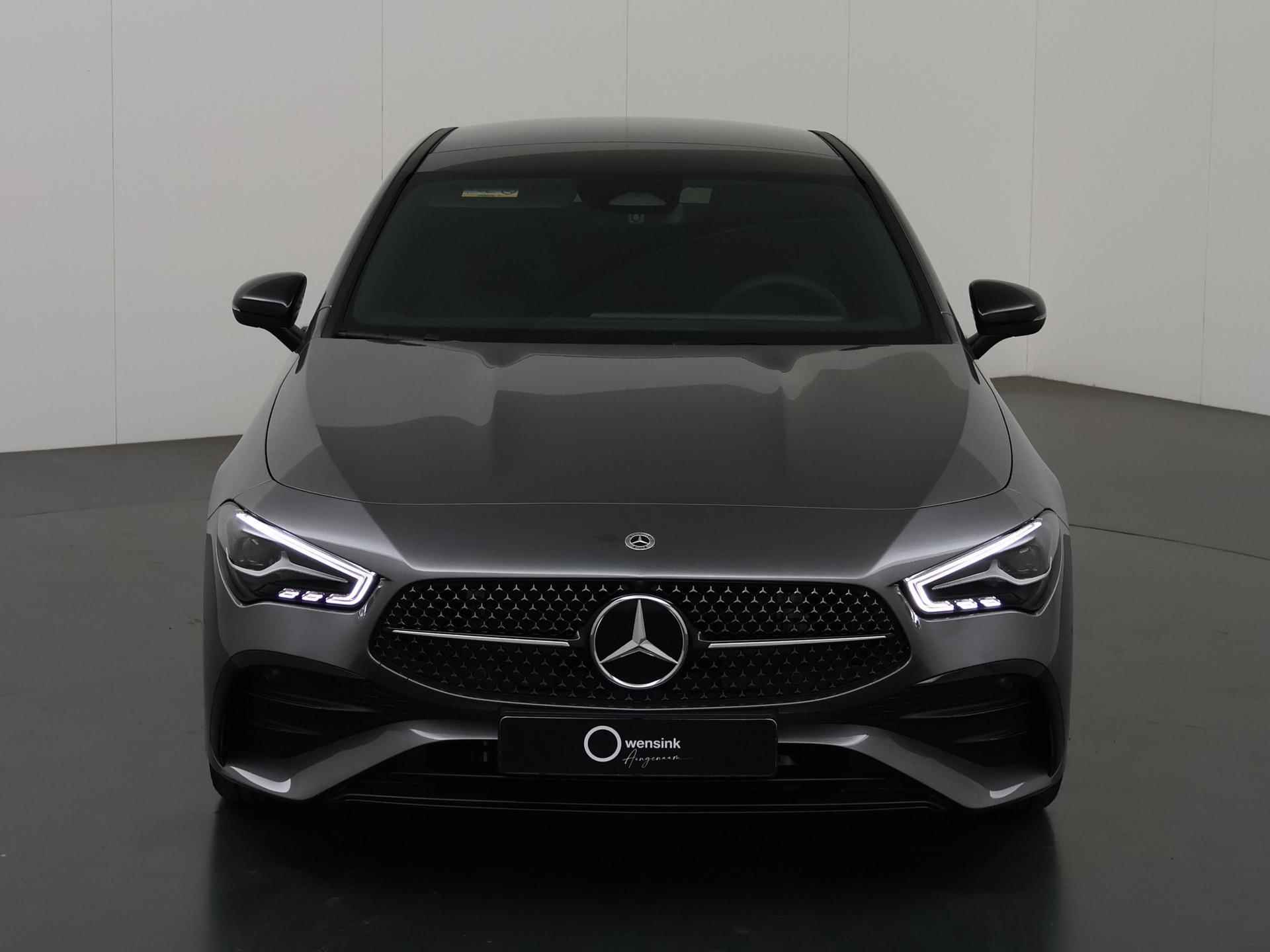 Mercedes-Benz CLA 180 Star Edition AMG Line | Panoramadak | 18-Inch | Nightpakket | Sfeerverlichting |  Keyless-Go | DAB+ - 4/46