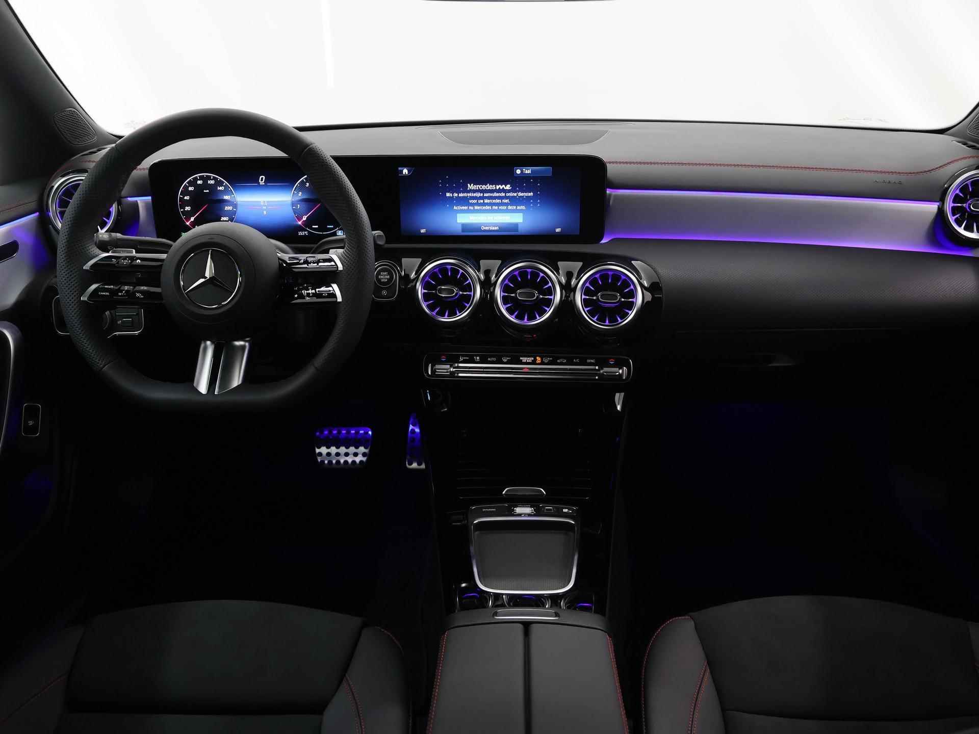 Mercedes-Benz CLA 180 Star Edition AMG Line | Panoramadak | 18-Inch | Nightpakket | Sfeerverlichting |  Keyless-Go | DAB+ - 9/46