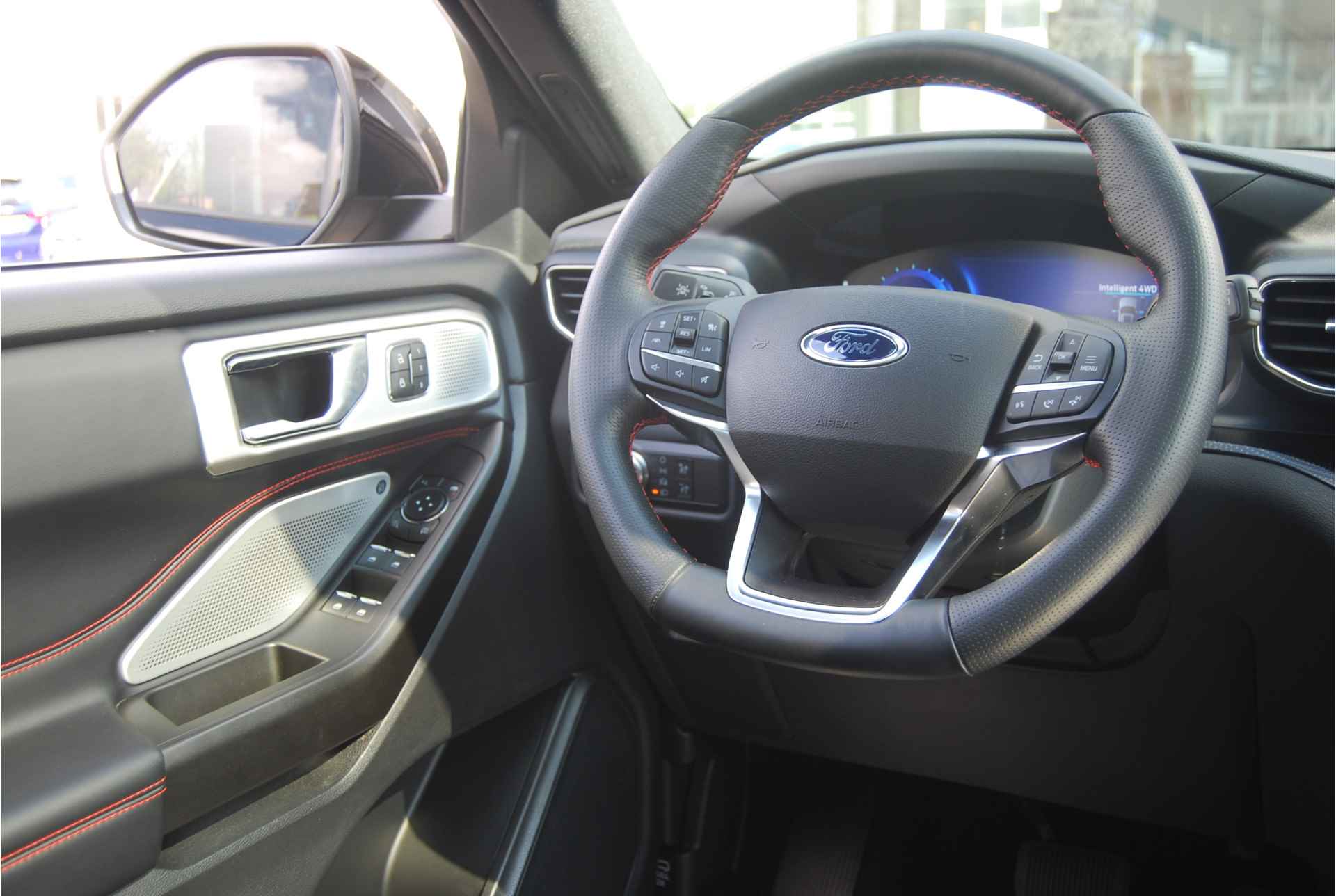 Ford Explorer 3.0 V6 EcoBoost PHEV 457pk ST-LINE AUTOMAAT | 7-ZITS | 2500 KG TREKVERMOGEN | PANA.DAK | - 55/105