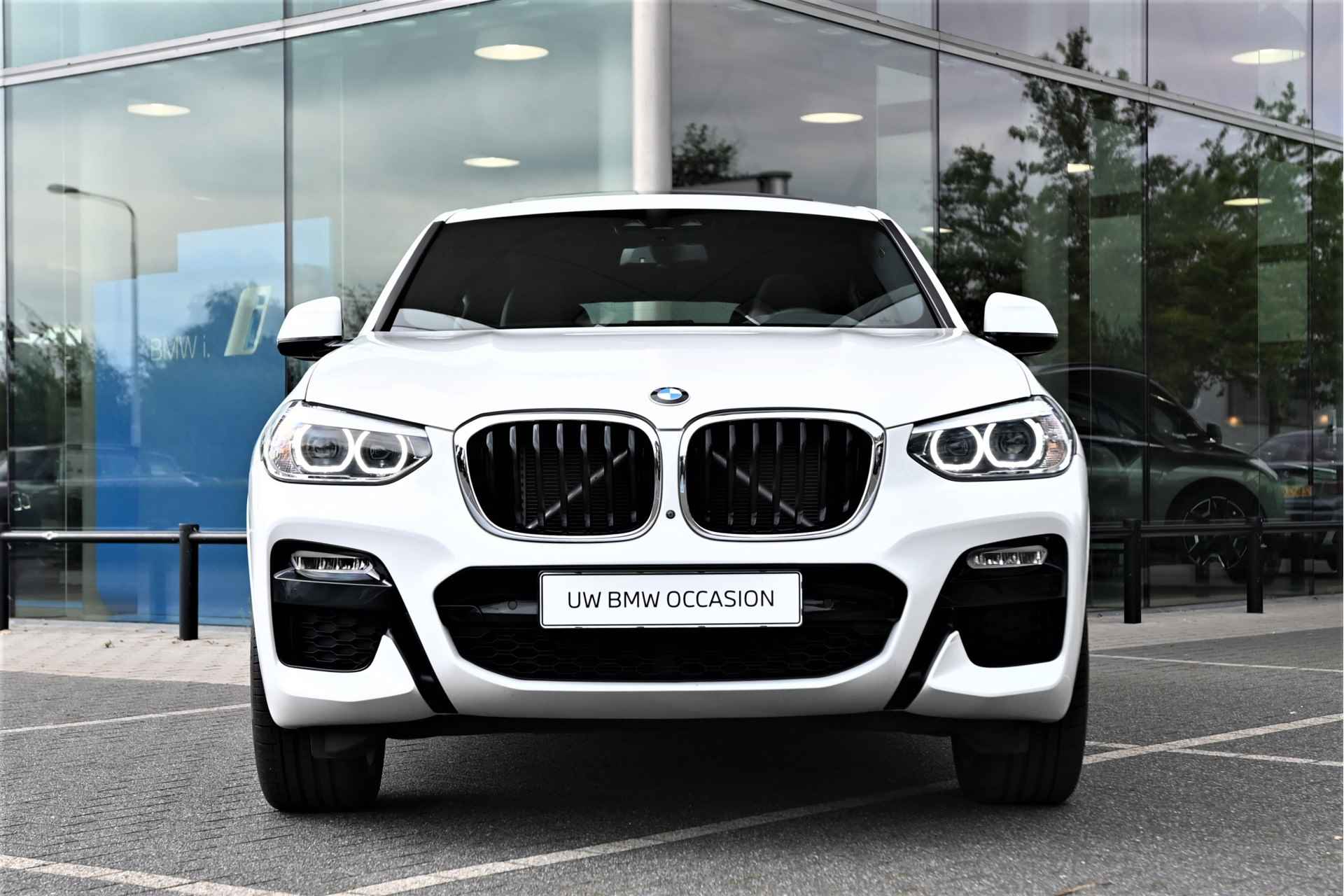 BMW X4 xDrive30i High Executive M Sport Automaat / Panoramadak / Sportstoelen / Parking Assistant Plus / LED / M Sportonderstel / Navigatie Professional / Leder - 7/25