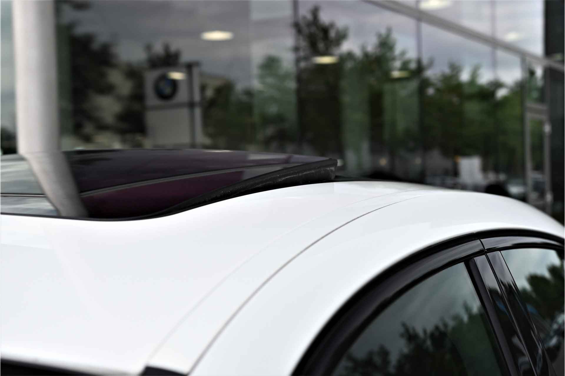 BMW X4 xDrive30i High Executive M Sport Automaat / Panoramadak / Sportstoelen / Parking Assistant Plus / LED / M Sportonderstel / Navigatie Professional / Leder - 20/25