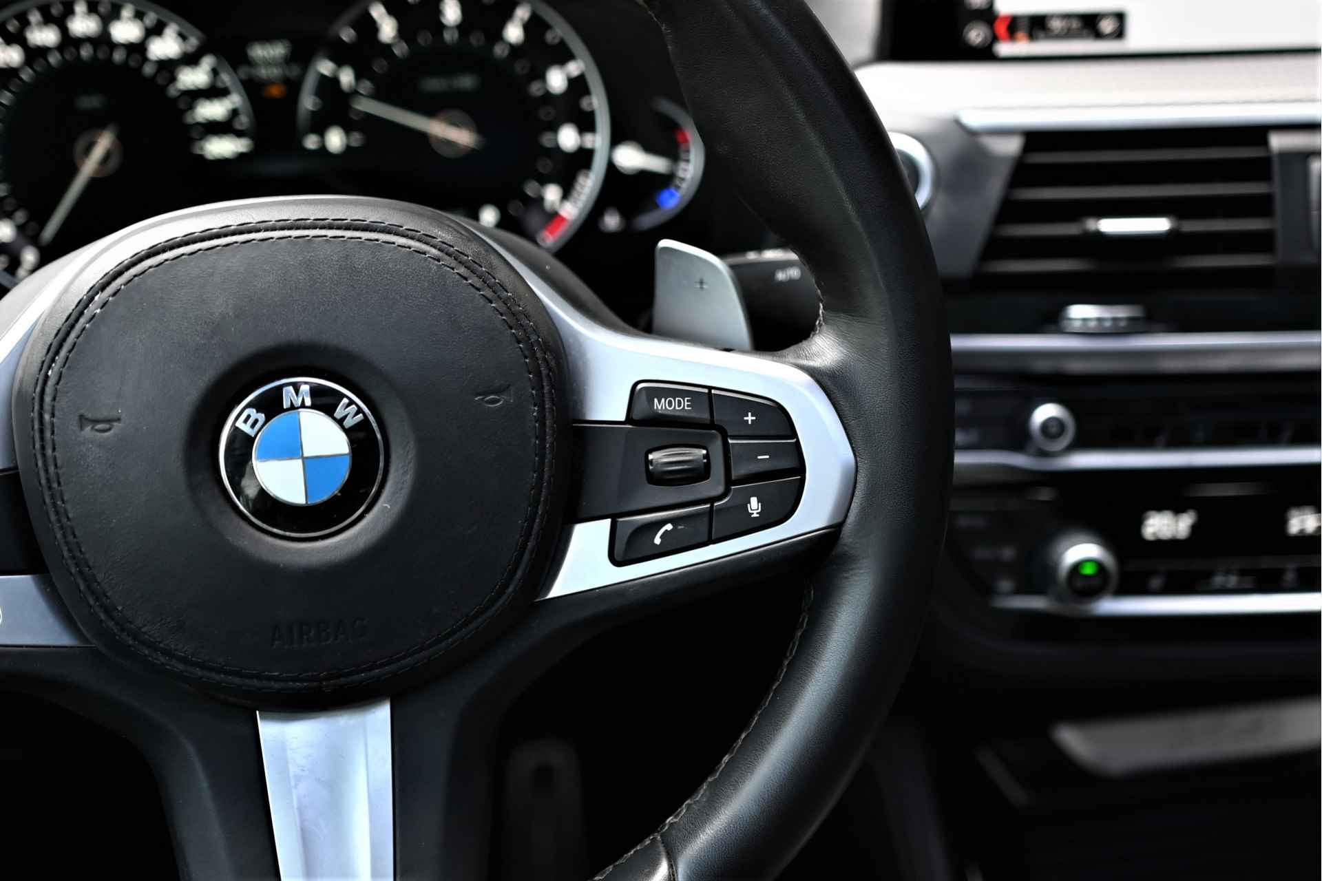 BMW X4 xDrive30i High Executive M Sport Automaat / Panoramadak / Sportstoelen / Parking Assistant Plus / LED / M Sportonderstel / Navigatie Professional / Leder - 24/25