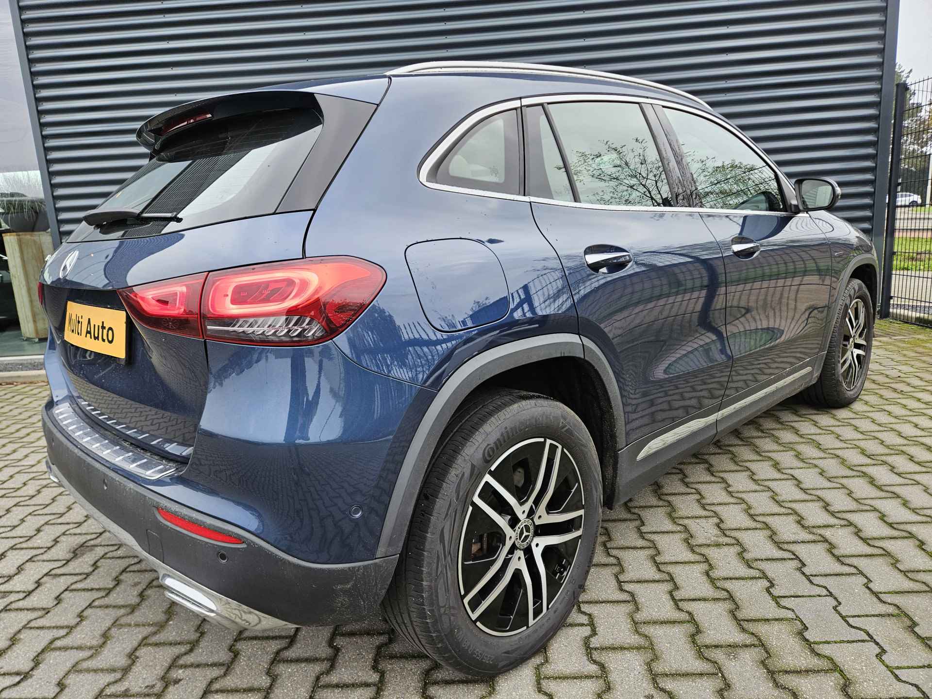 Mercedes-Benz GLA 250 e Style Plug In Hybrid Dealer O.H PHEV | Panodak | Widescreen Navi | Lederen Sportstoelen Verwarmd | Camera | Keyless | Apple Carplay | Sfeerverlichting | - 4/25