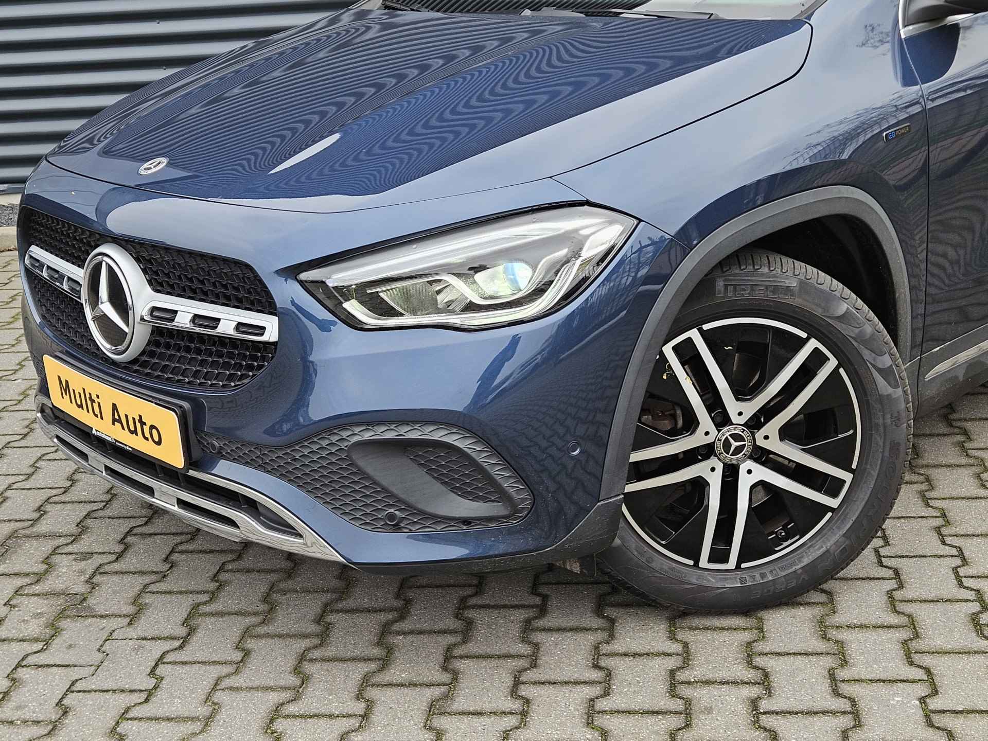 Mercedes-Benz GLA 250 e Style Plug In Hybrid Dealer O.H PHEV | Panodak | Widescreen Navi | Lederen Sportstoelen Verwarmd | Camera | Keyless | Apple Carplay | Sfeerverlichting | - 7/25