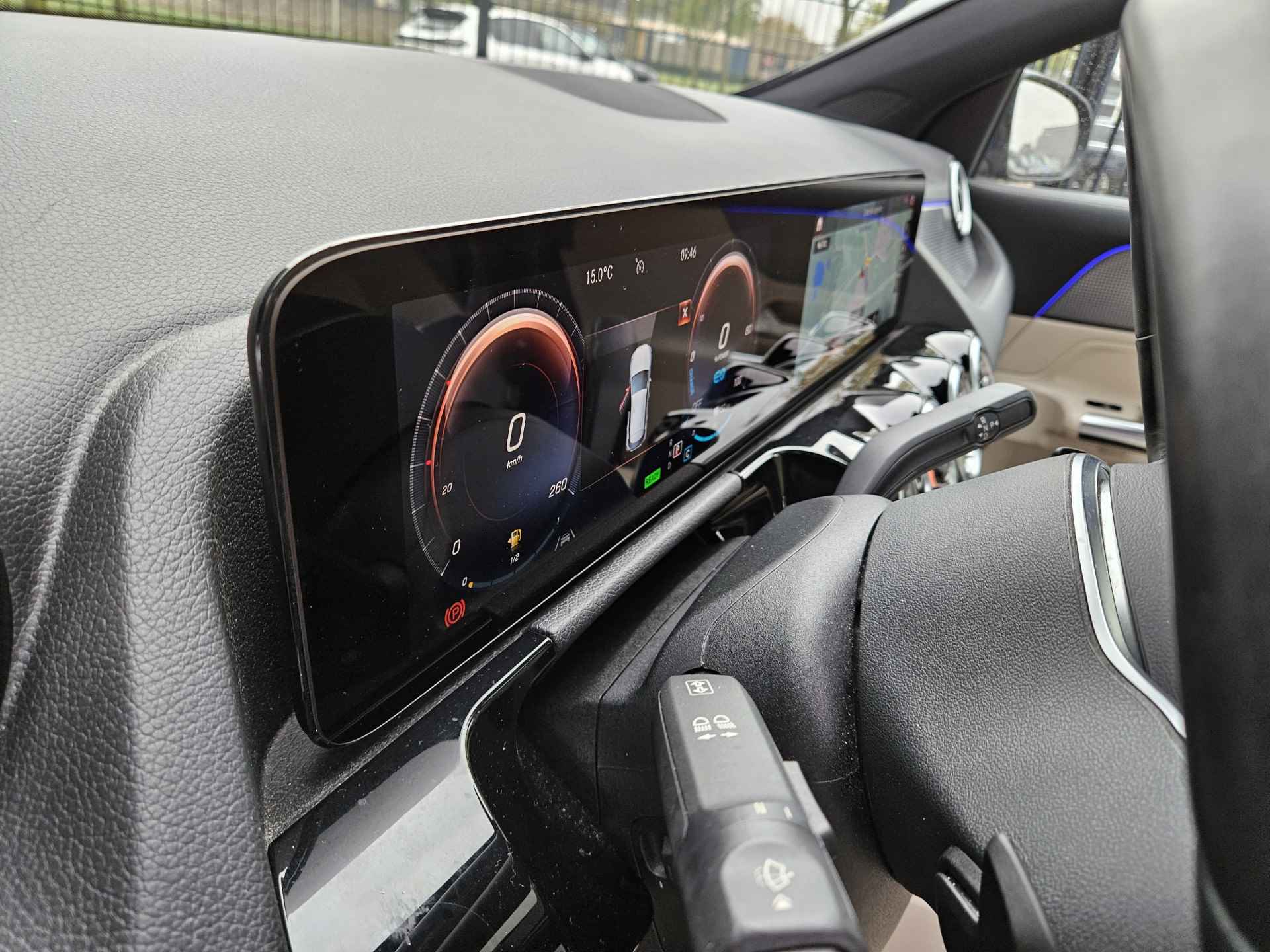 Mercedes-Benz GLA 250 e Style Plug In Hybrid Dealer O.H PHEV | Panodak | Widescreen Navi | Lederen Sportstoelen Verwarmd | Camera | Keyless | Apple Carplay | Sfeerverlichting | - 8/25