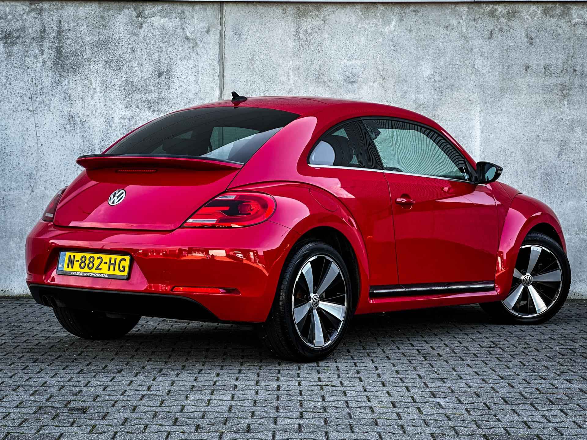 Volkswagen Beetle 1.4 TSI Sport | Leder | Clima | Cruise | Navigatie | PDC | Lichtmetalen velgen | - 2/44