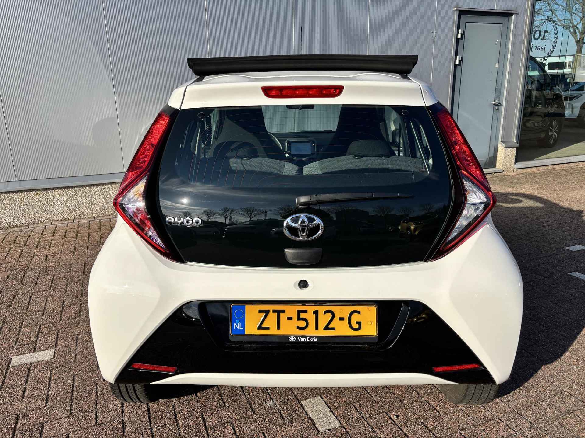 Toyota Aygo 1.0 VVT-i x-play limited Cabrio, Apple carplay, Android auto. - 33/45