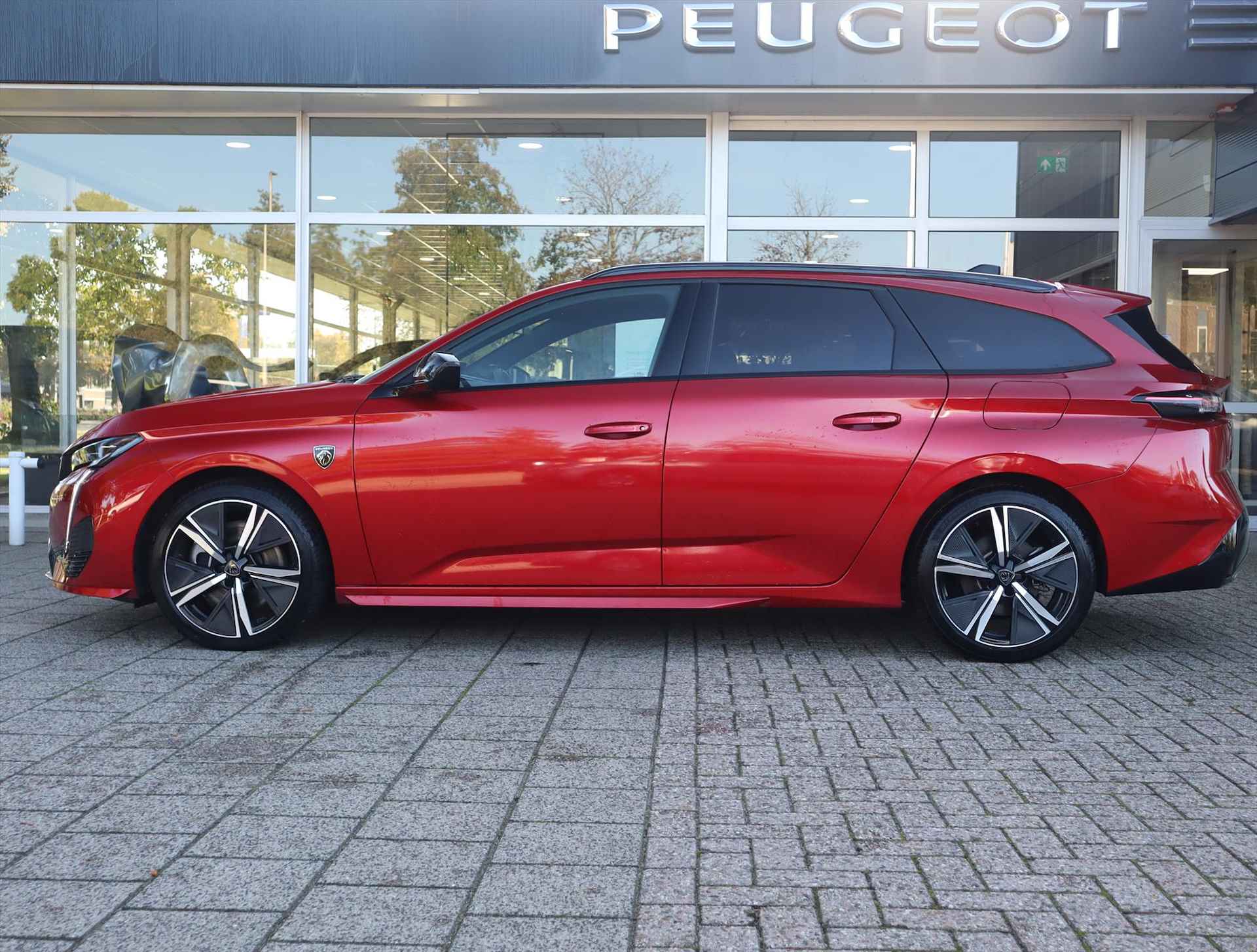 PEUGEOT 308 Sw GT HYbrid 180pk e-EAT8 automaat, Rijklaarprijs, FOCAL HiFi Handsfree achterklep 360° Camera - 2/73