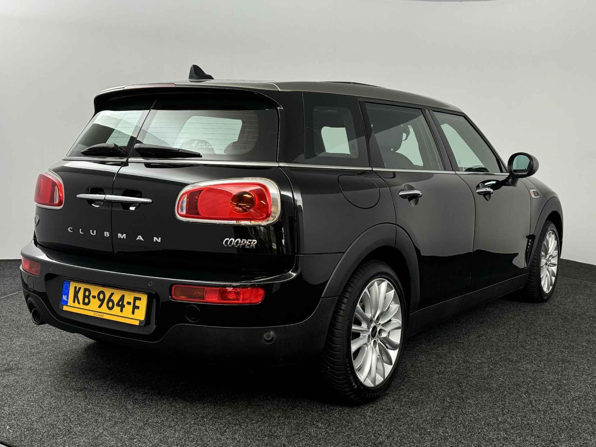 Mini Mini Clubman 1.5 Cooper | Navigatie | Panoramadak | Head-Up Display - 3/48