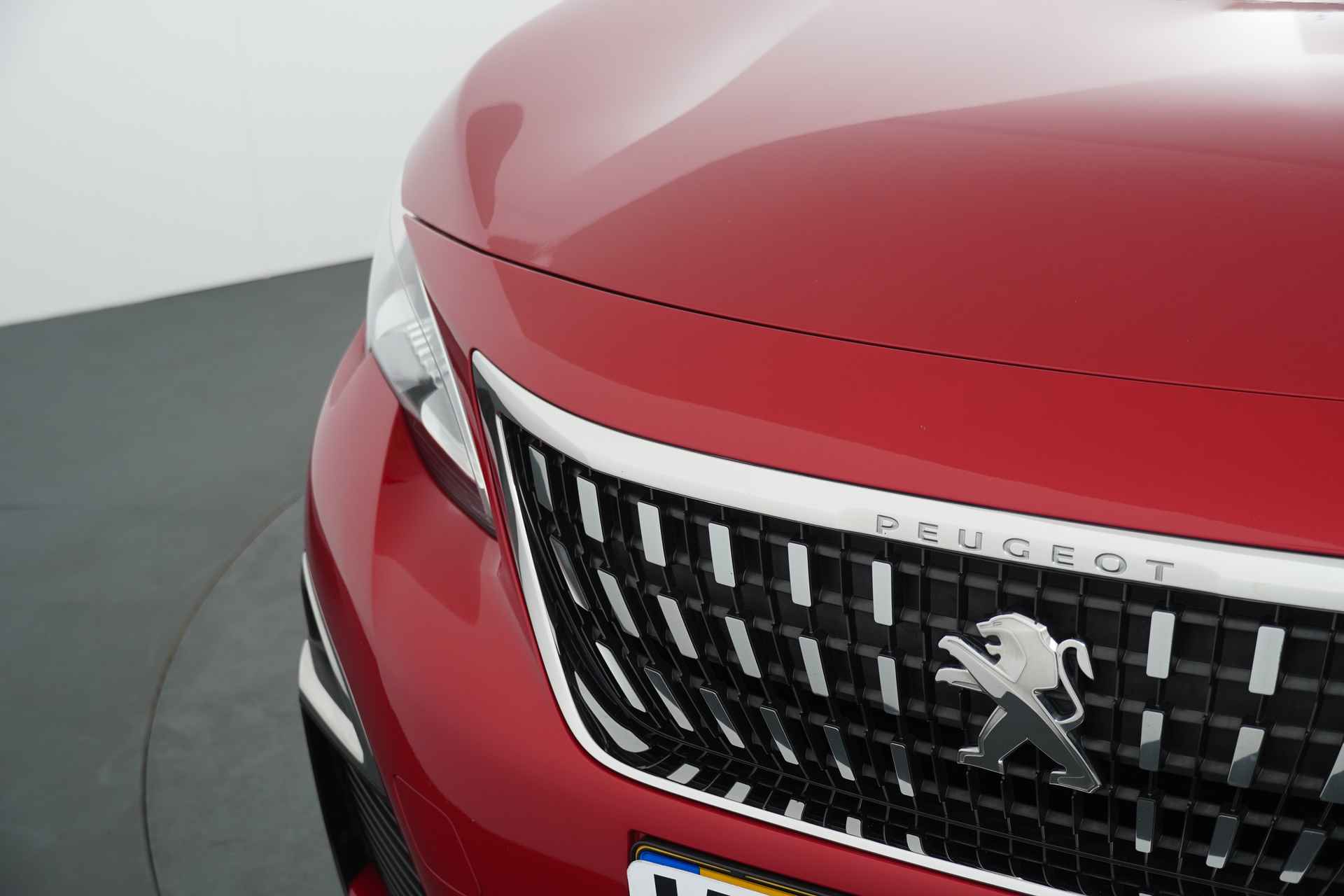 Peugeot 3008 BWJ 2019 | 1.2 131PK Executive AUTOMAAT | LEER | CLIMA | TREKHAAK | NAVI | LICHTMETAAL | PRIVACY GLASS - 22/34