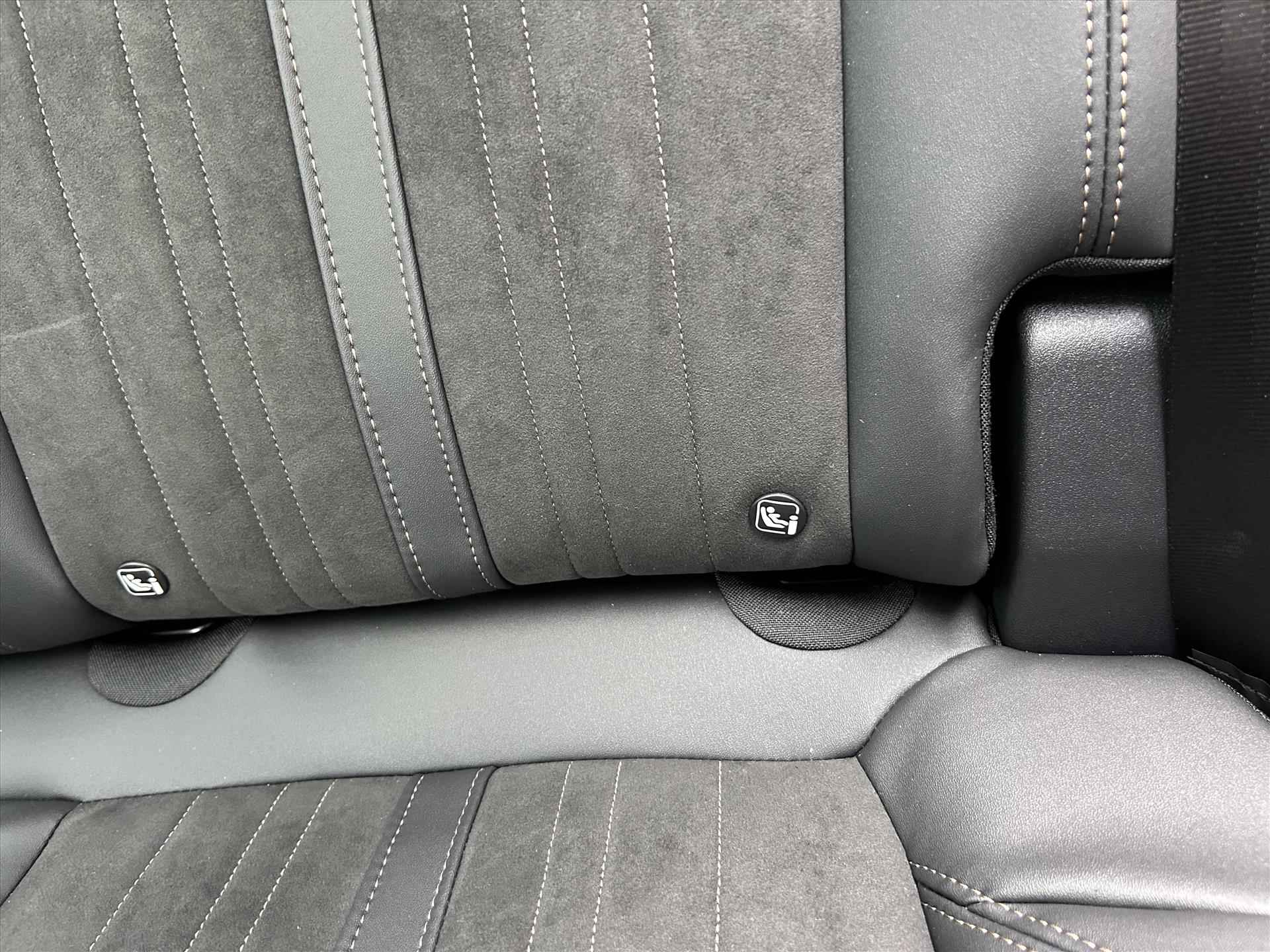 Peugeot 3008 1.2 Hybrid 136pk e-DSC6 GT | FOCAL | Apple Carplay Android auto  | Massage functie | Geheugen standen stoel | Black Pack  Afwerking | Alcantara | - 24/62