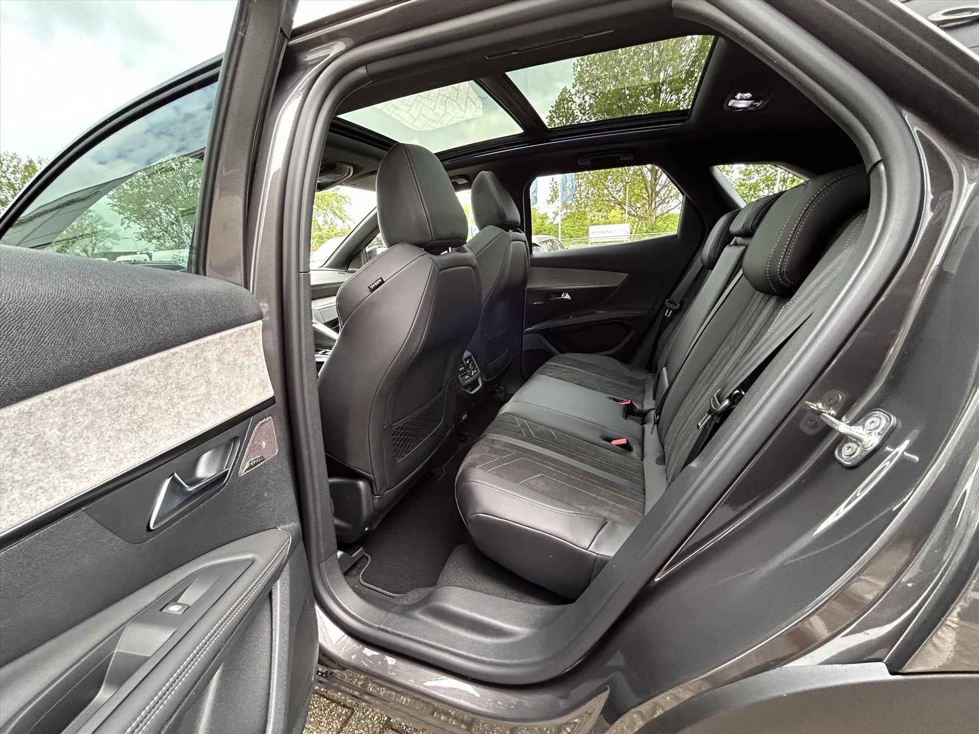 Peugeot 3008 1.2 Hybrid 136pk e-DSC6 GT | FOCAL | Apple Carplay Android auto  | Massage functie | Geheugen standen stoel | Black Pack  Afwerking | Alcantara | - 29/62