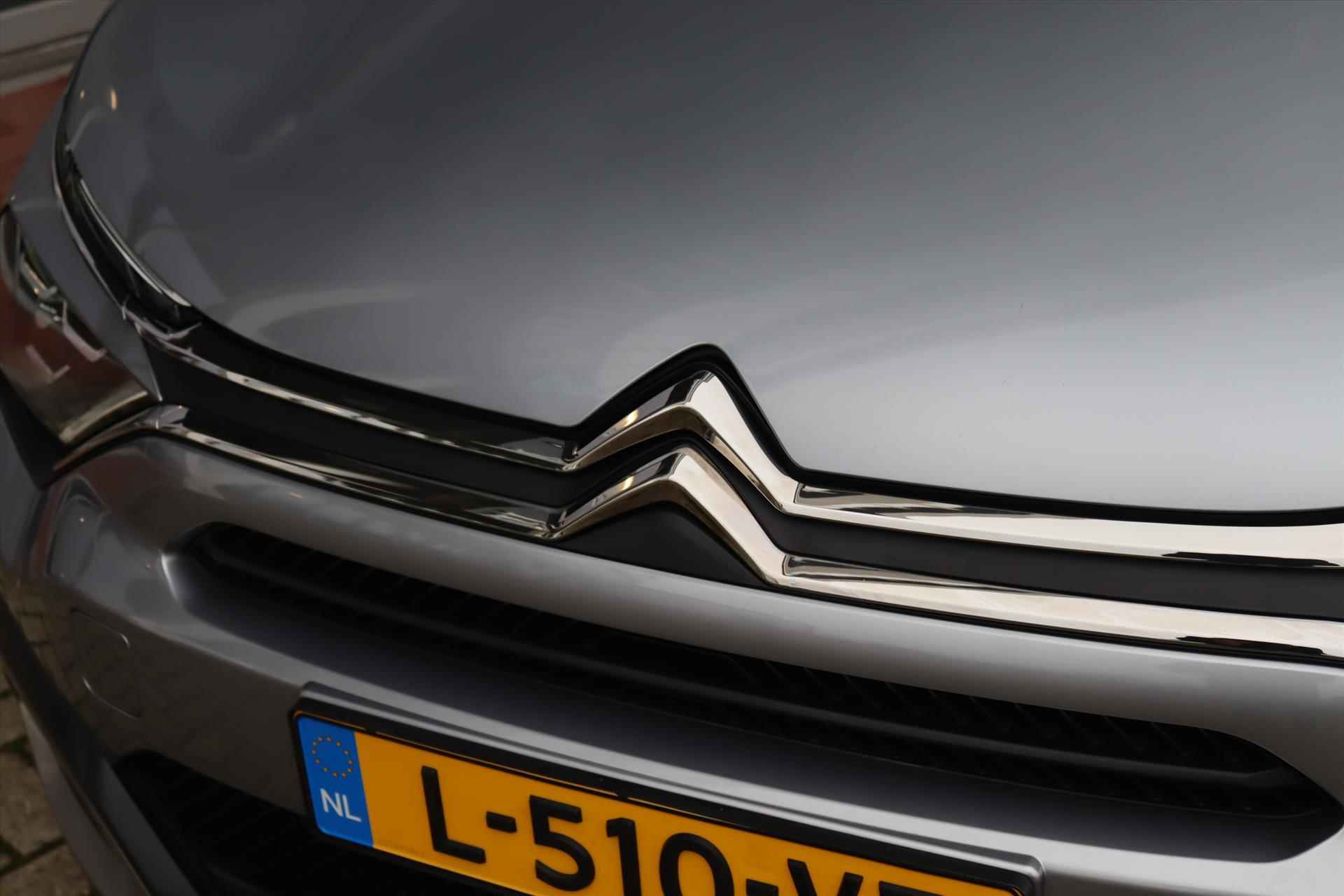 Citroen C4 1.2 PureTech 130PK SHINE Navi | Camera | Leer | NL Auto | Head Up | Dab | Led | Audio Premium | 1e Eigenaar | - 52/57