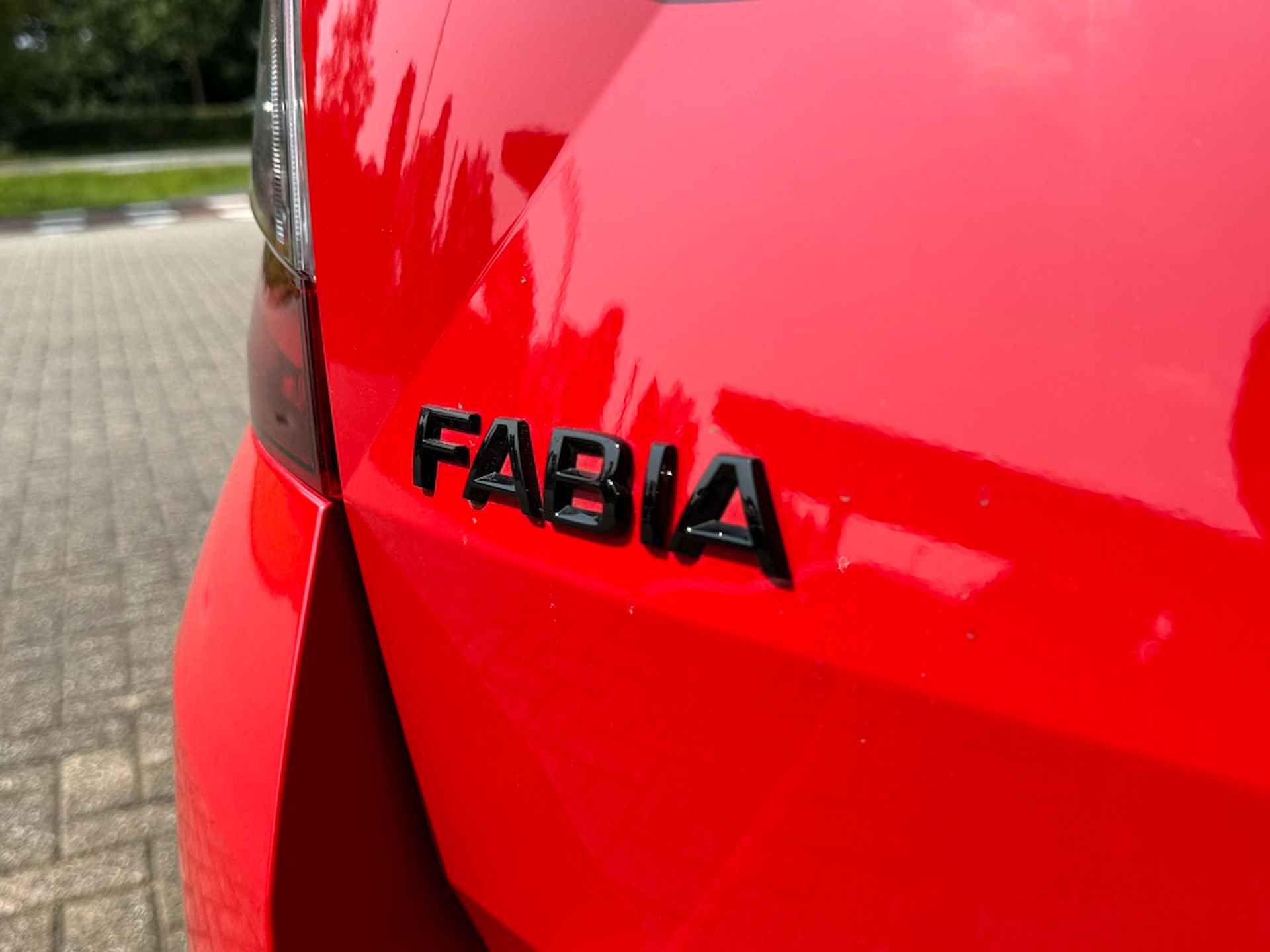 Škoda Fabia 1.0 TSI 110 pK Monte Carlo | Sportstoelen | Apple Carplay | FULL LED | Climatronic | - 12/27