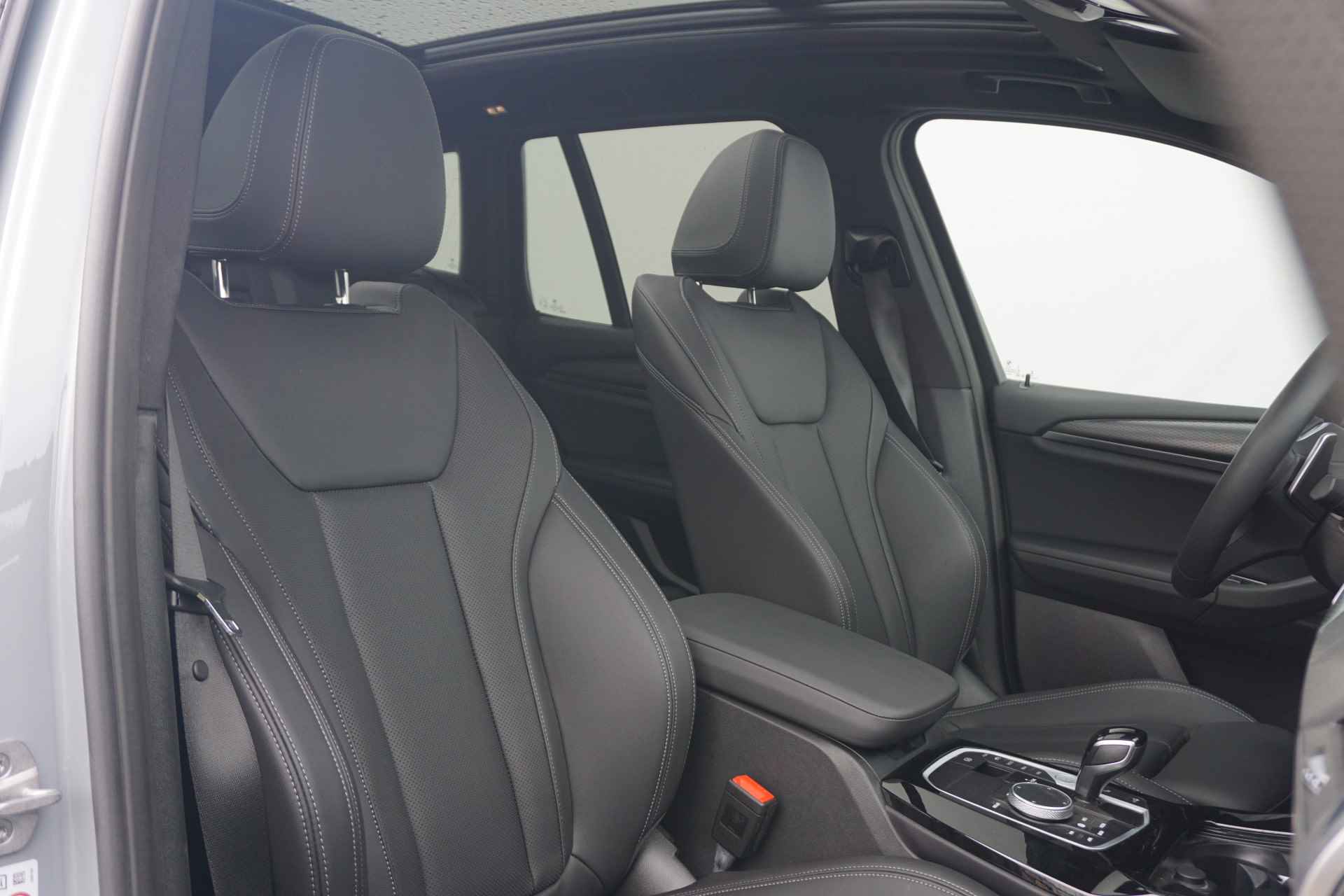 BMW X3 xDrive30e High Executive M Sport Trekhaak / Harman Kardon / Comfort Acces / Head-Up / Panorama Dak / Driving Assistant Professional - 17/26