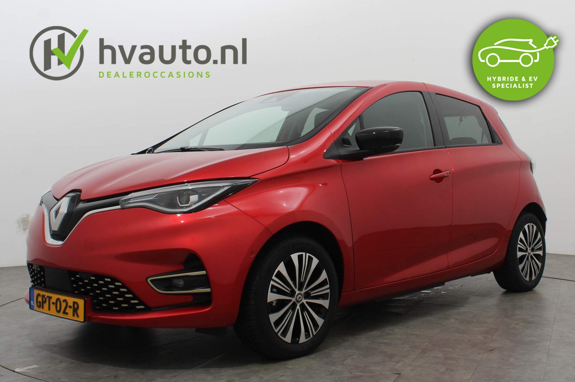 Renault ZOE R135 ICONIC EV50 ACCUKOOP CCS | Navi | Half leer | Winterpakket