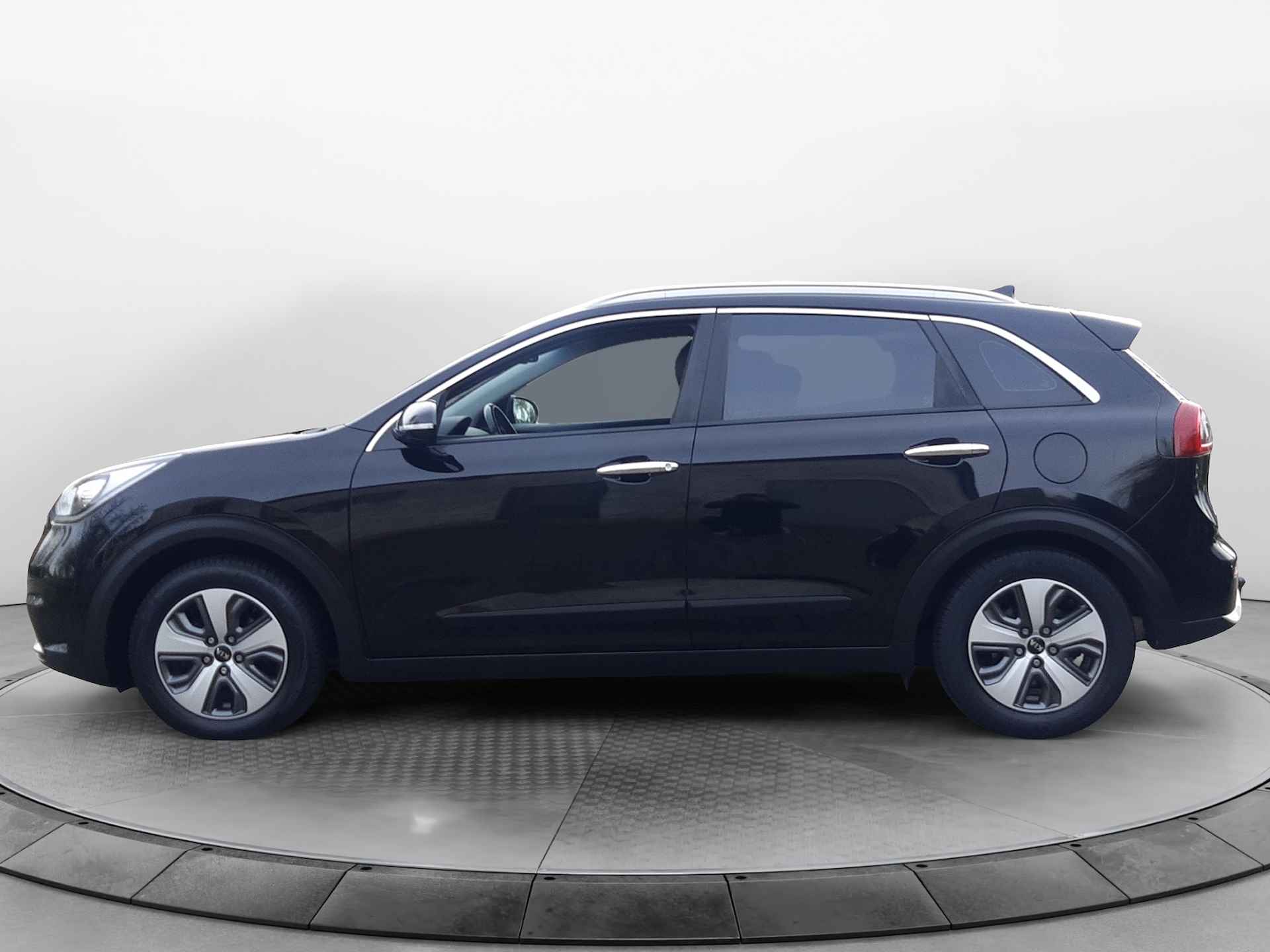 Kia Niro 1.6 GDi Hybrid DynamicLine (105 PK) 1e-Eig, Kia-Dealer-Onderh, 12-Mnd-BOVAG, NL-Auto, Trekhaak, Navigatie/Apple-Carplay/Android-Auto, Cruisecontrol, Achteruitrijcamera, Parkeersensoren, Licht-Zicht-Pakket, Lm-Velgen-16Inch, Privacy-Glas - 13/34