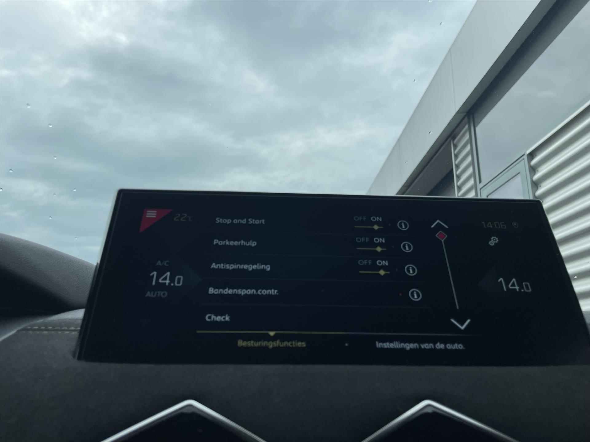 Ds Ds 3 Crossback 1.2 PureTech 100pk Performance Line | Navigatie | PDC Achter | Cruise Control | - 15/39