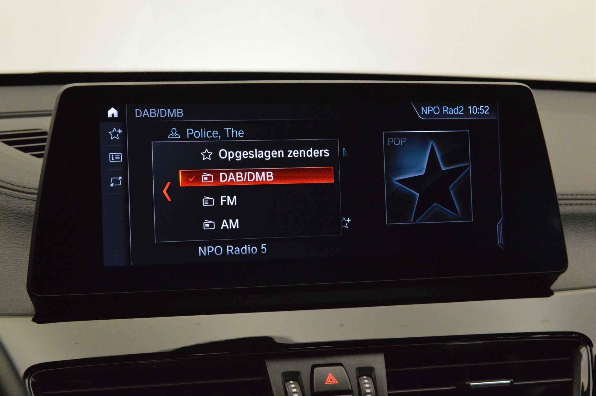 BMW X1 sDrive20i Executive Sport Line Automaat / Adaptieve LED / Head-Up / Sportstoelen / Navigatie Plus / Cruise Control - 22/23