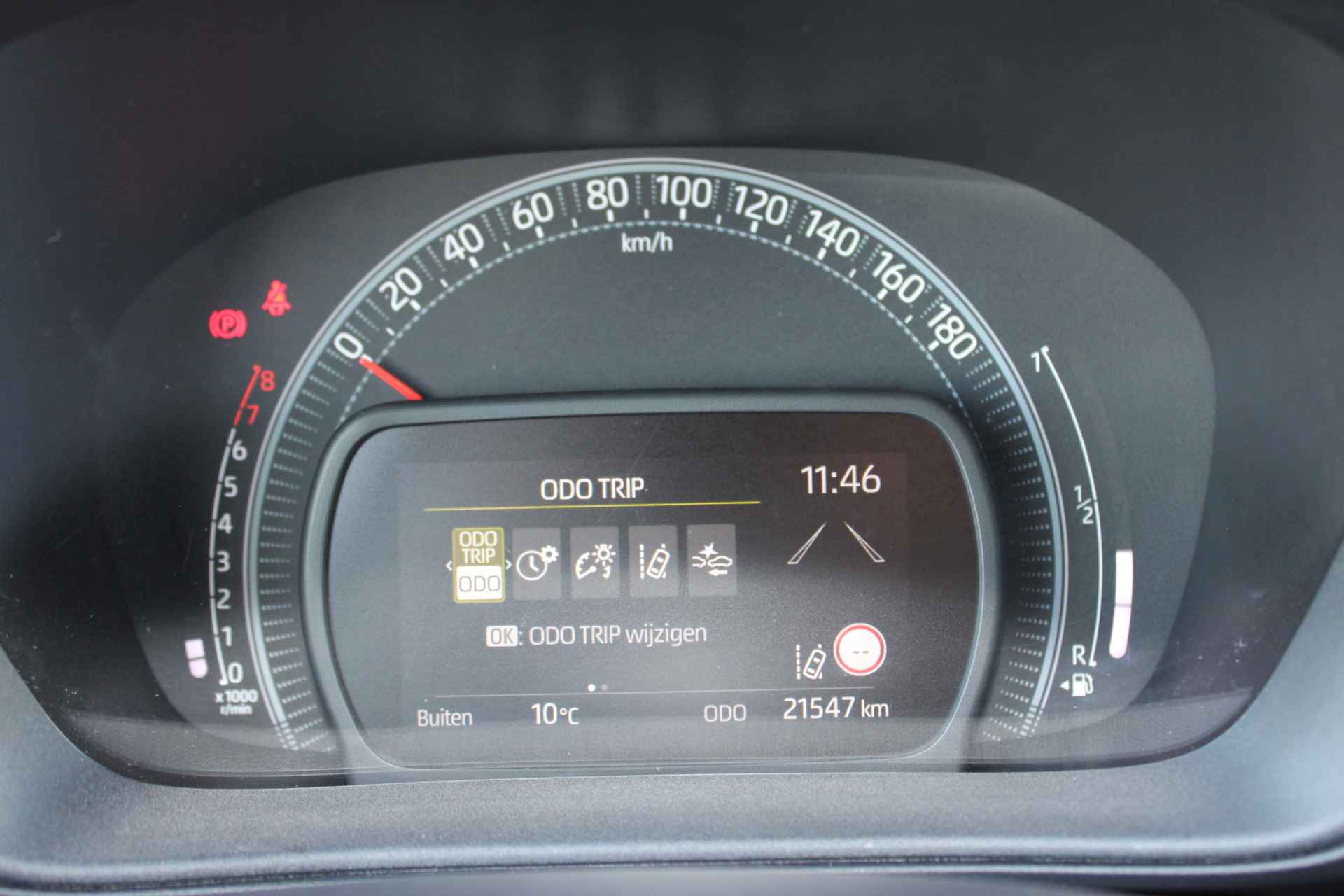 Toyota Aygo X 1.0 VVT-i envy Limited - 22/40