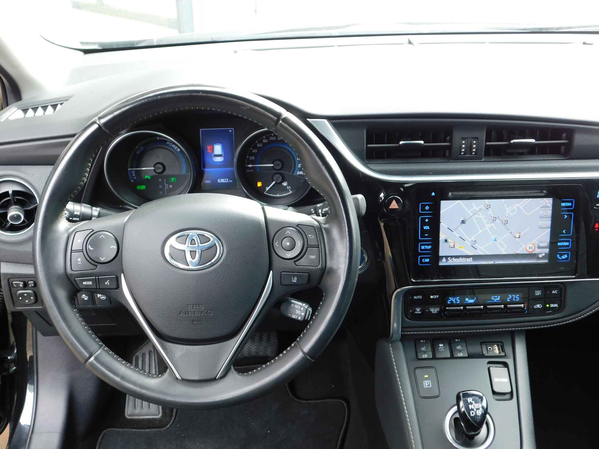 Toyota Auris Touring Sports 1.8 Hybrid Lease Exclusive LEER - 2/39