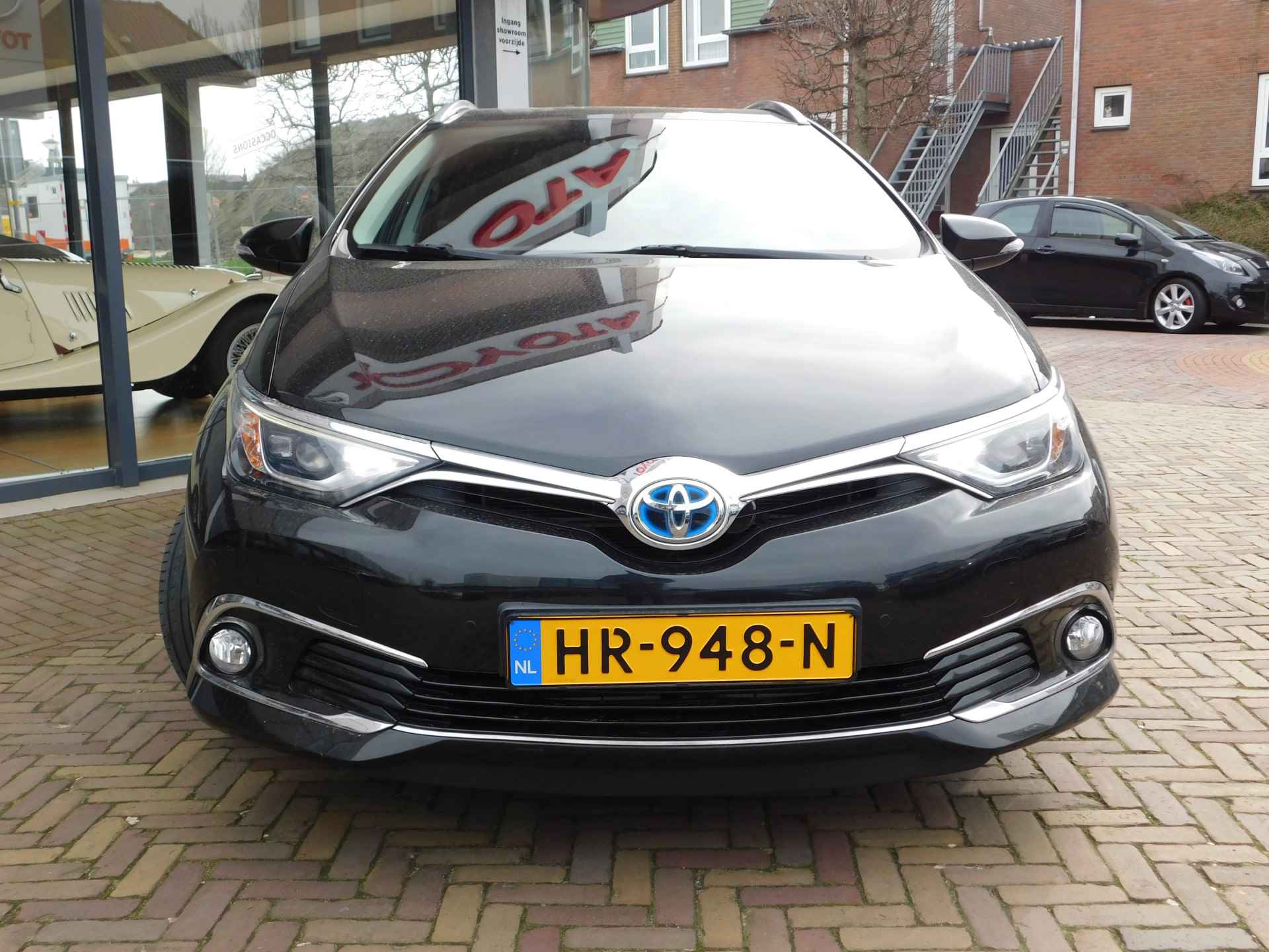 Toyota Auris Touring Sports 1.8 Hybrid Lease Exclusive LEER - 6/39