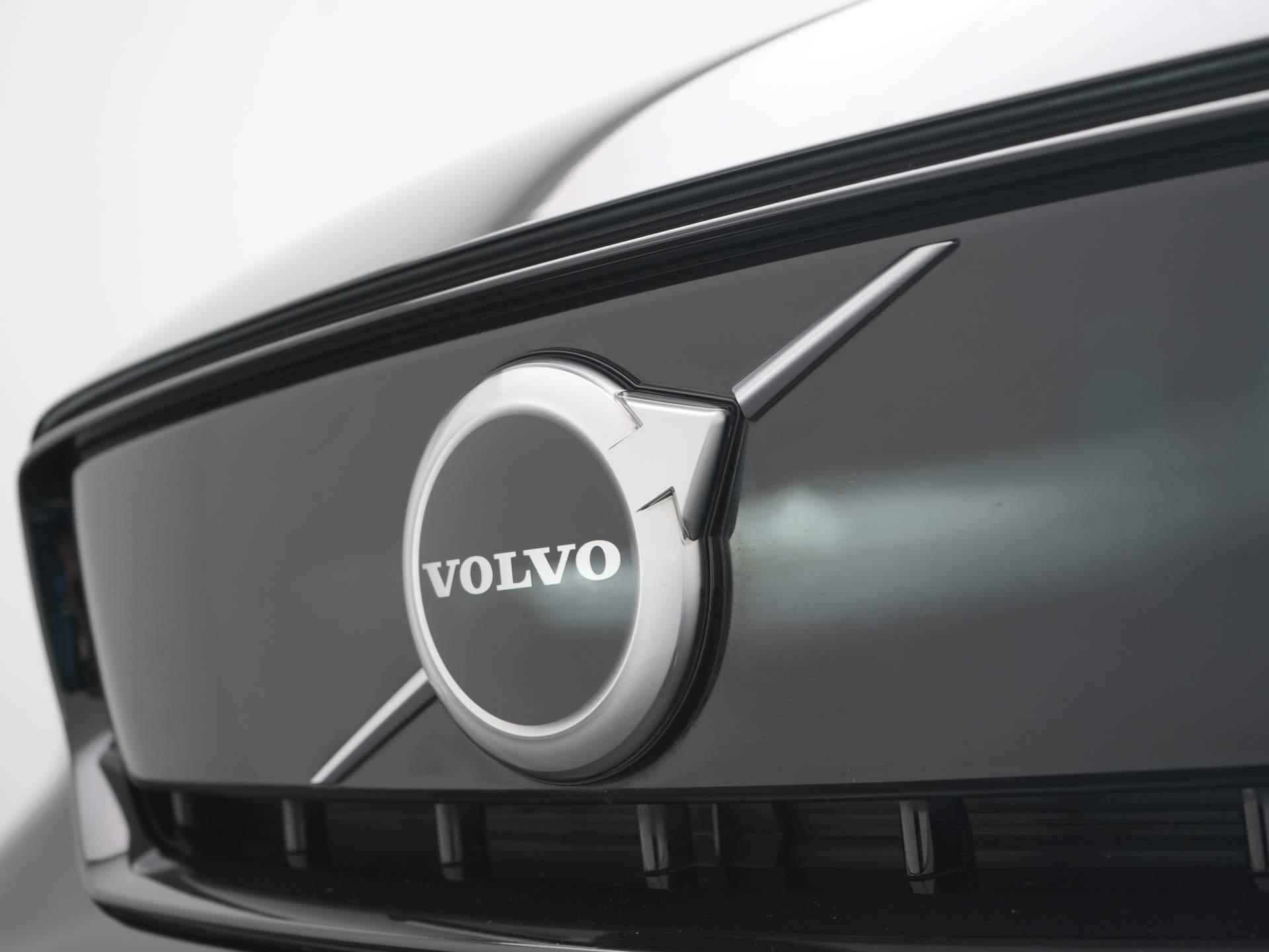 Volvo XC40 Recharge P8 AWD R-Design / Elek. Trekhaak / Camera / Cruise / Elek. Klep - 49/50