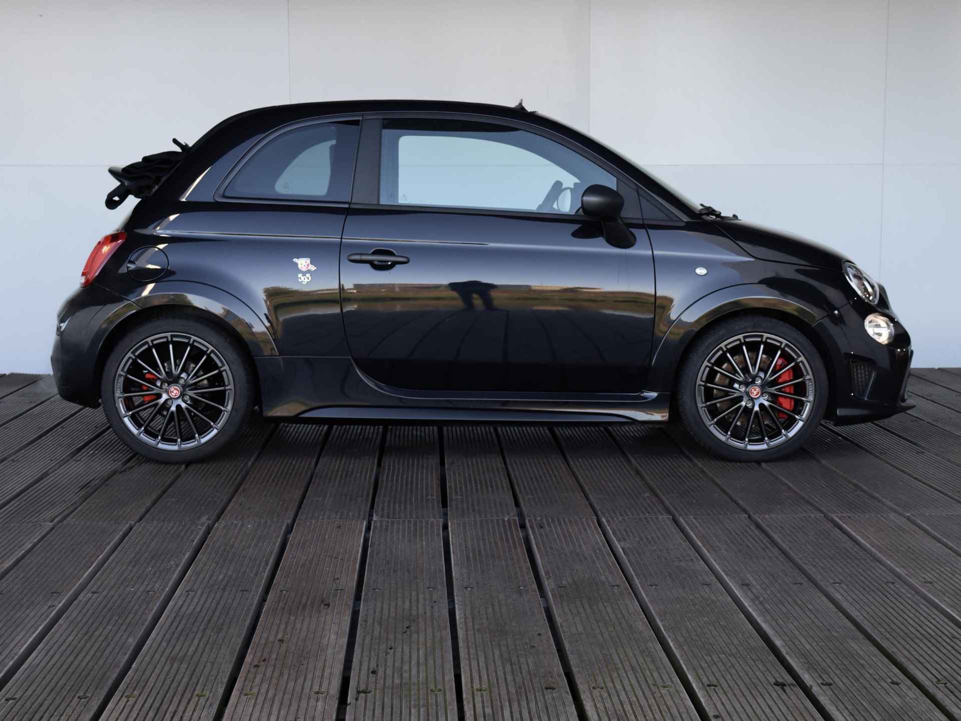 Abarth 595C 1.4 T-Jet competizione | Sabelt Stoelen | Navi | 17 INCH - 17/32