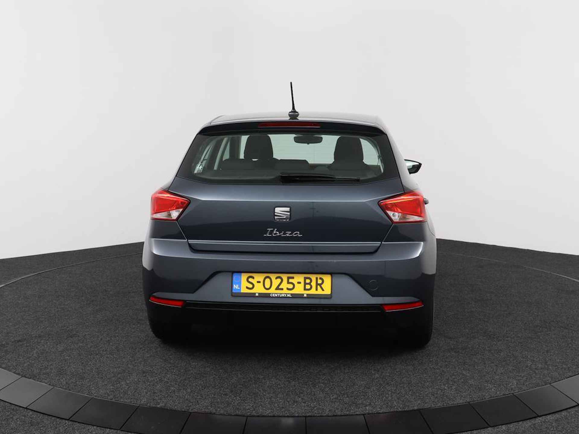 SEAT Ibiza 1.0 MPI Reference - 25/46