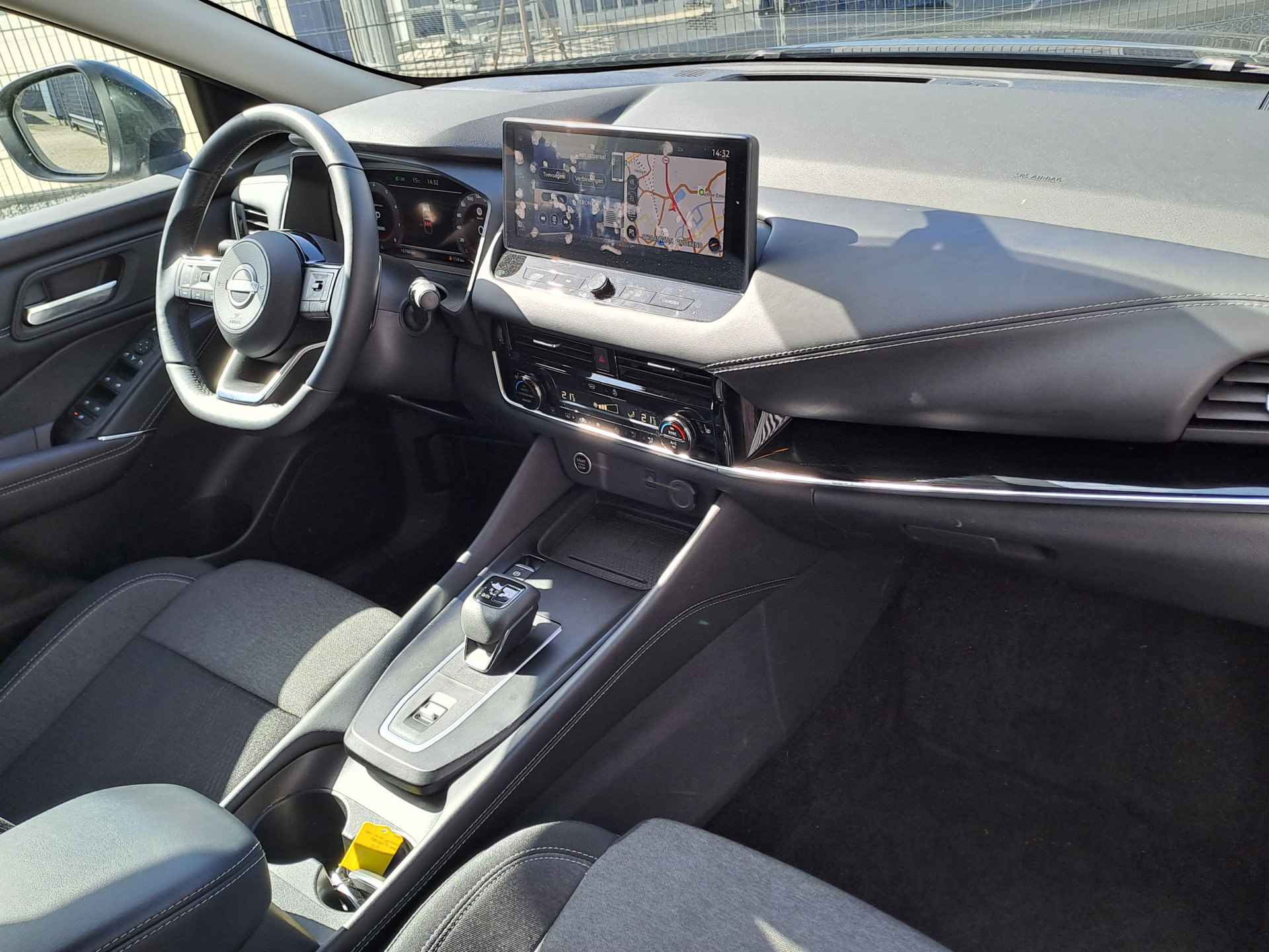 Nissan QASHQAI 1.3 MHEV Xtronic N-Connecta Navi | 360 Cam | Automaat | Apple Carplay/Android Auto | 18 Inch - 6/26