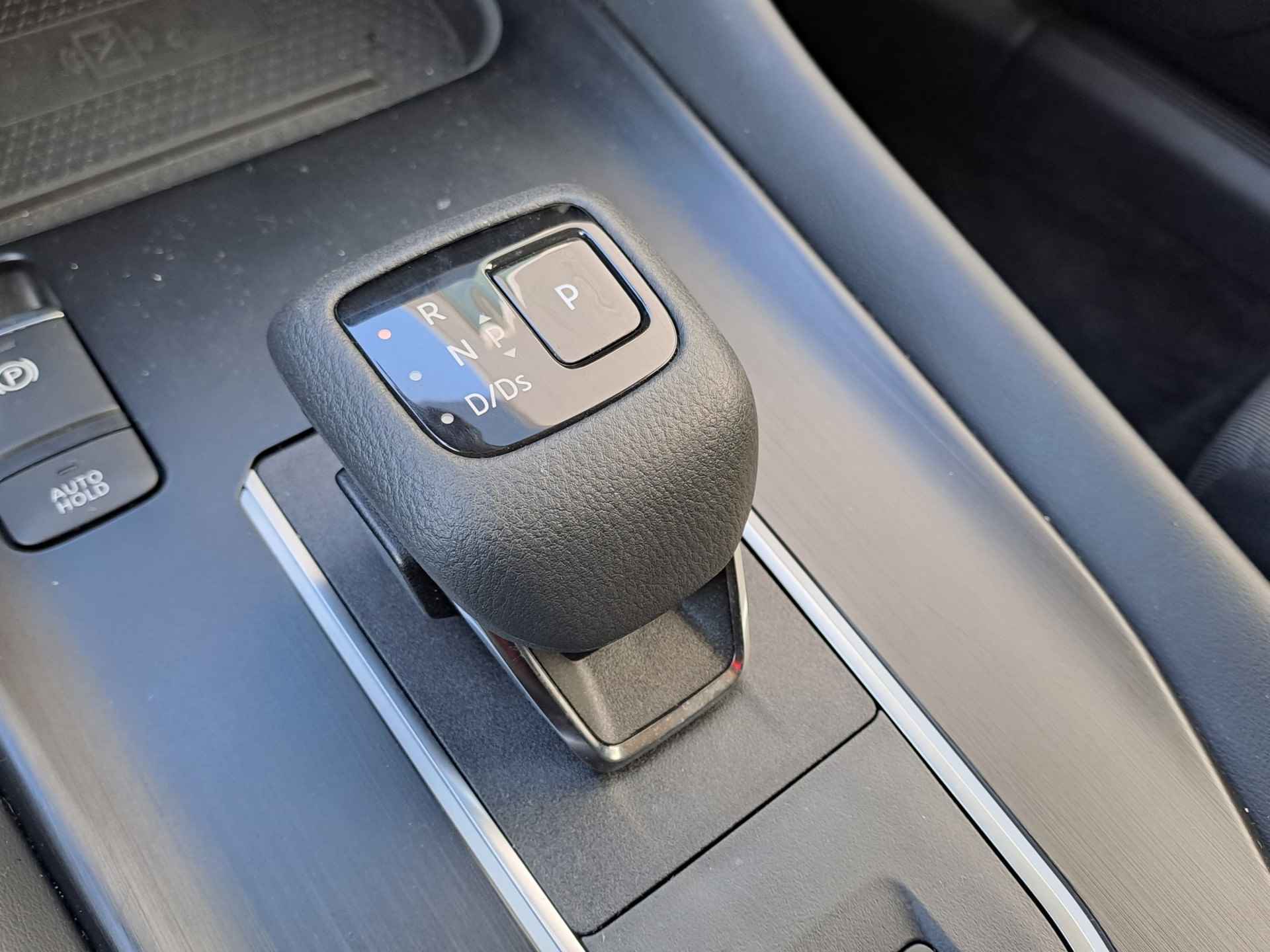 Nissan QASHQAI 1.3 MHEV Xtronic N-Connecta Navi | 360 Cam | Automaat | Apple Carplay/Android Auto | 18 Inch - 12/26