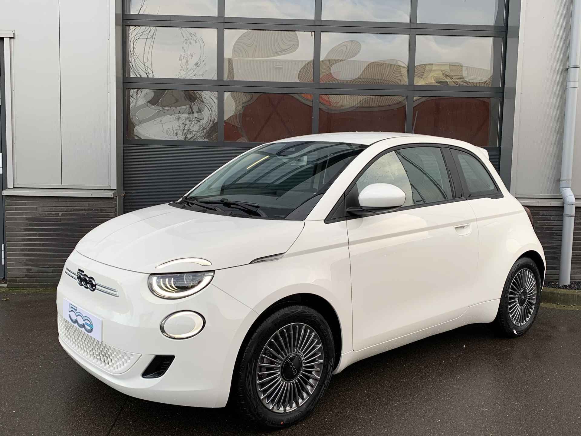 Fiat 500e Business Launch Edition 42 kWh | BTW Auto | Clima | Cruise | 16" | Apple Carplay - 34/39