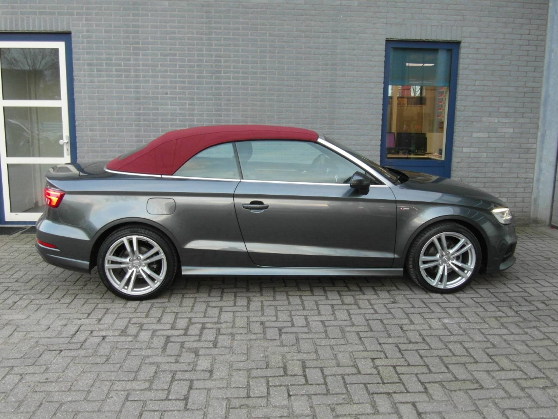 Audi A3 Cabriolet 1.5 TFSI CoD Sport S Line (2X) Edition Inclusief afleveringskosten - 3/33