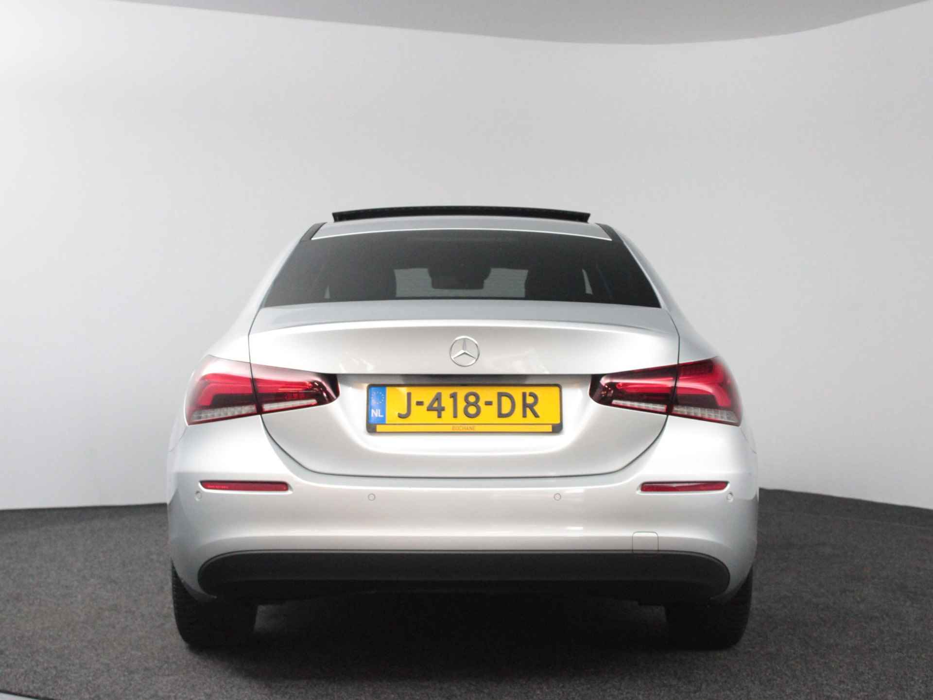 Mercedes-Benz A-klasse 200 Business Solution Limousine | Open dak  | Achteruitrijcamera | Apple carplay / Android auto Navigatie | - 41/44