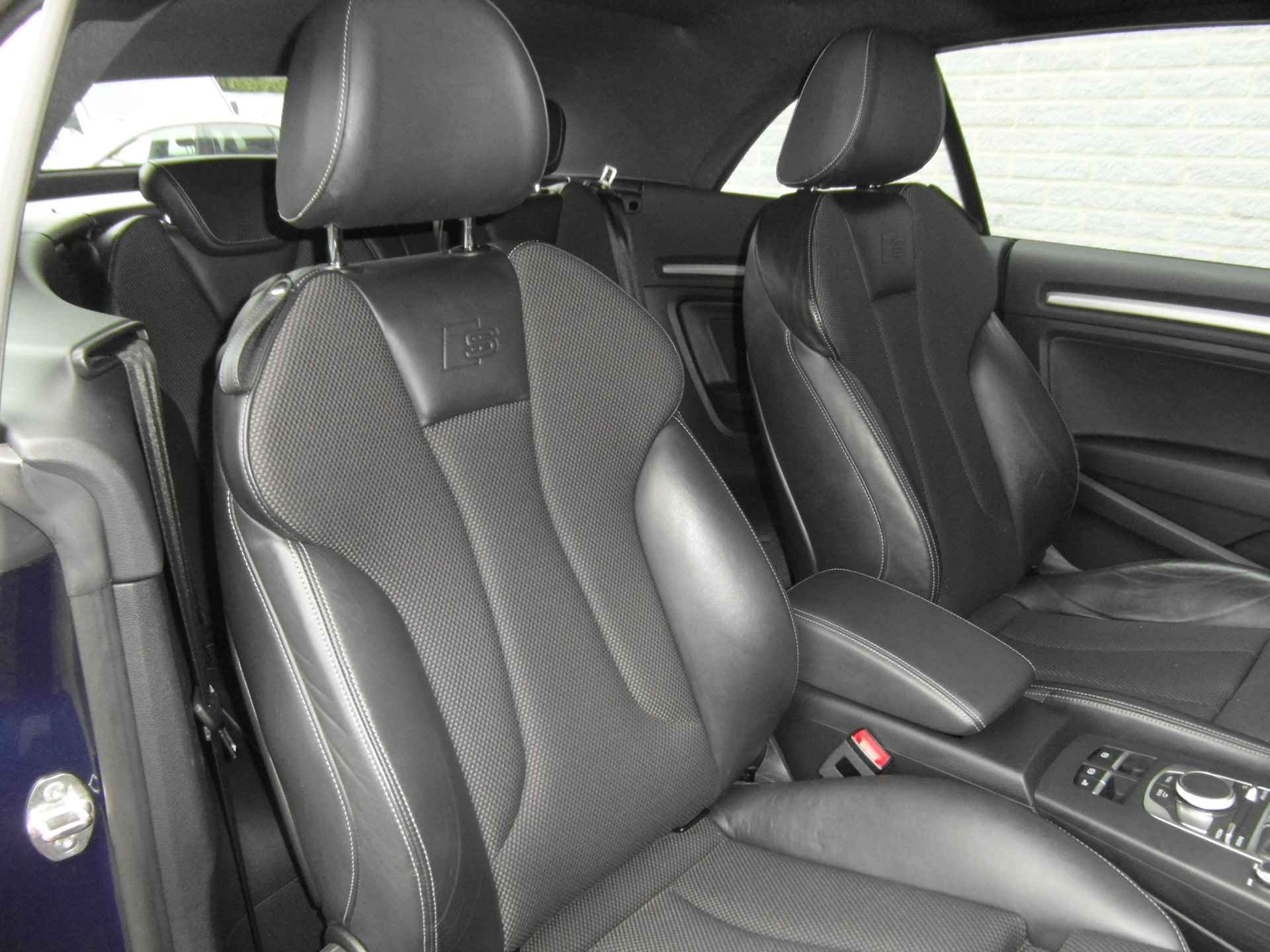Audi A3 Cabriolet 1.4 TFSI S-line Sport Pro Inclusief Afleveringskosten - 18/26