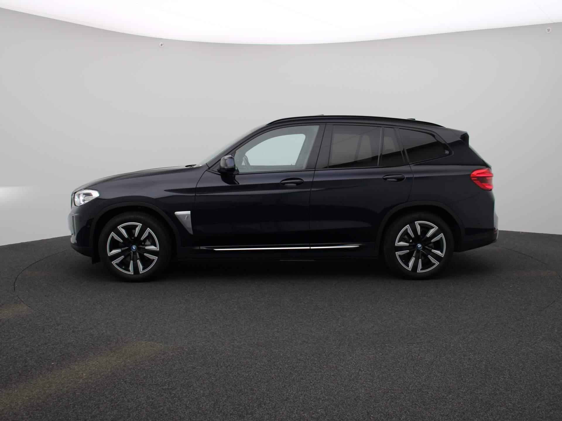 BMW iX3 Executive 80 kWh | Automaat | Panorama dak | Leder | Navigatie | Climate control | Camera | Schuifdak | Parkeer sensoren | LMV | LED | Virtual cockpit | Stoel verwarming - 5/46