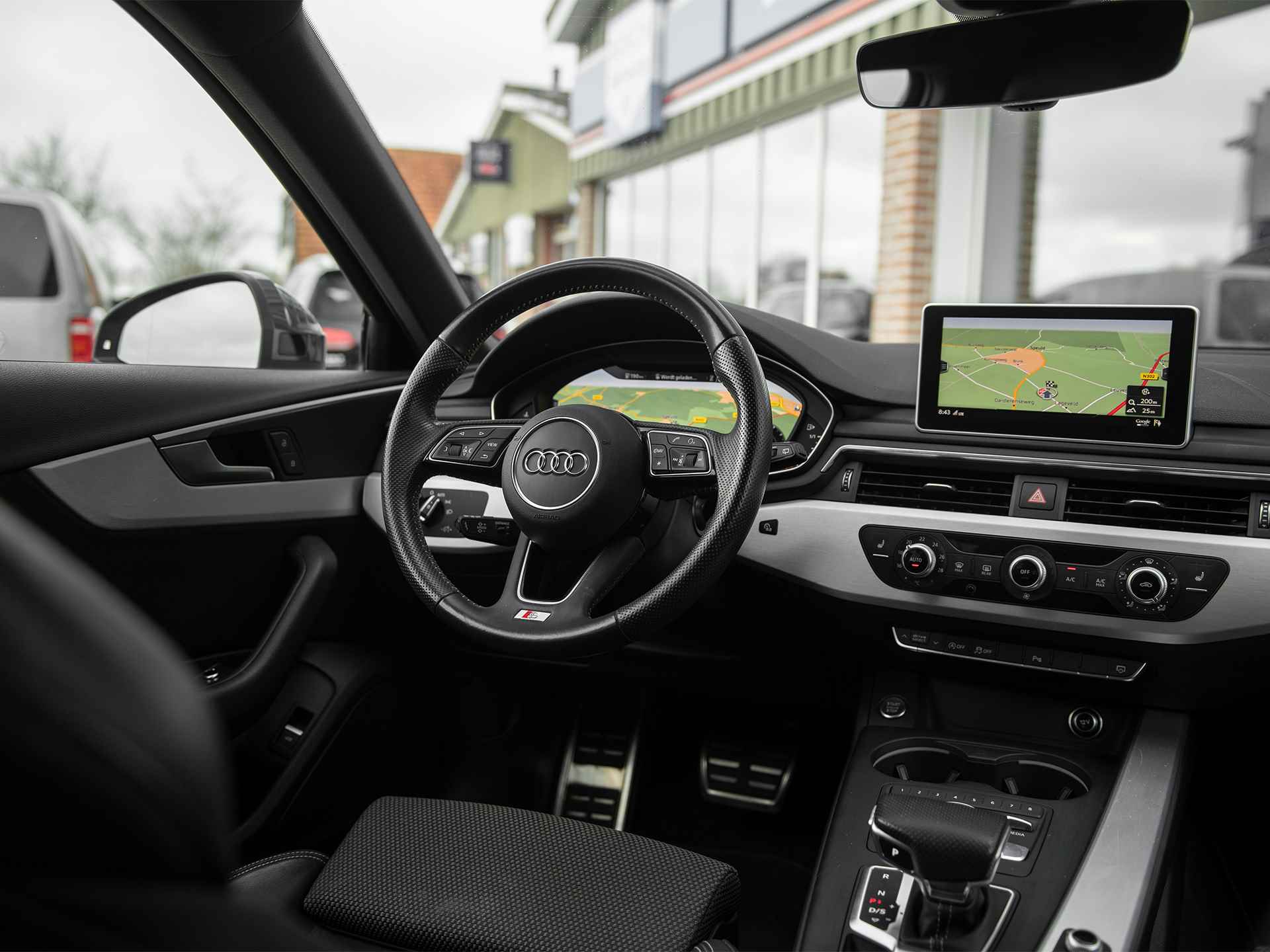 Audi A4 Avant 2.0TDi 190pk Quattro S-Tronic S-Line Black Edition | MMI Navi Plus | Virtual Cockpit | Ass.pakket Tour & City | Black optic | Comf.telefonie | Afn. Trekhaak | Adaptive Cruise Control | Active Lane Assist | Standkachel - 10/60