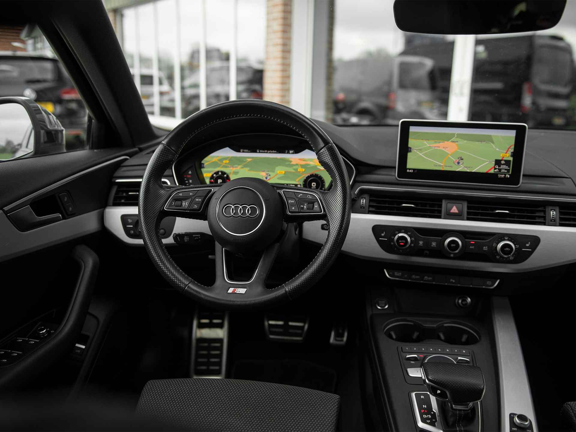 Audi A4 Avant 2.0TDi 190pk Quattro S-Tronic S-Line Black Edition | MMI Navi Plus | Virtual Cockpit | Ass.pakket Tour & City | Black optic | Comf.telefonie | Afn. Trekhaak | Adaptive Cruise Control | Active Lane Assist | Standkachel - 18/60