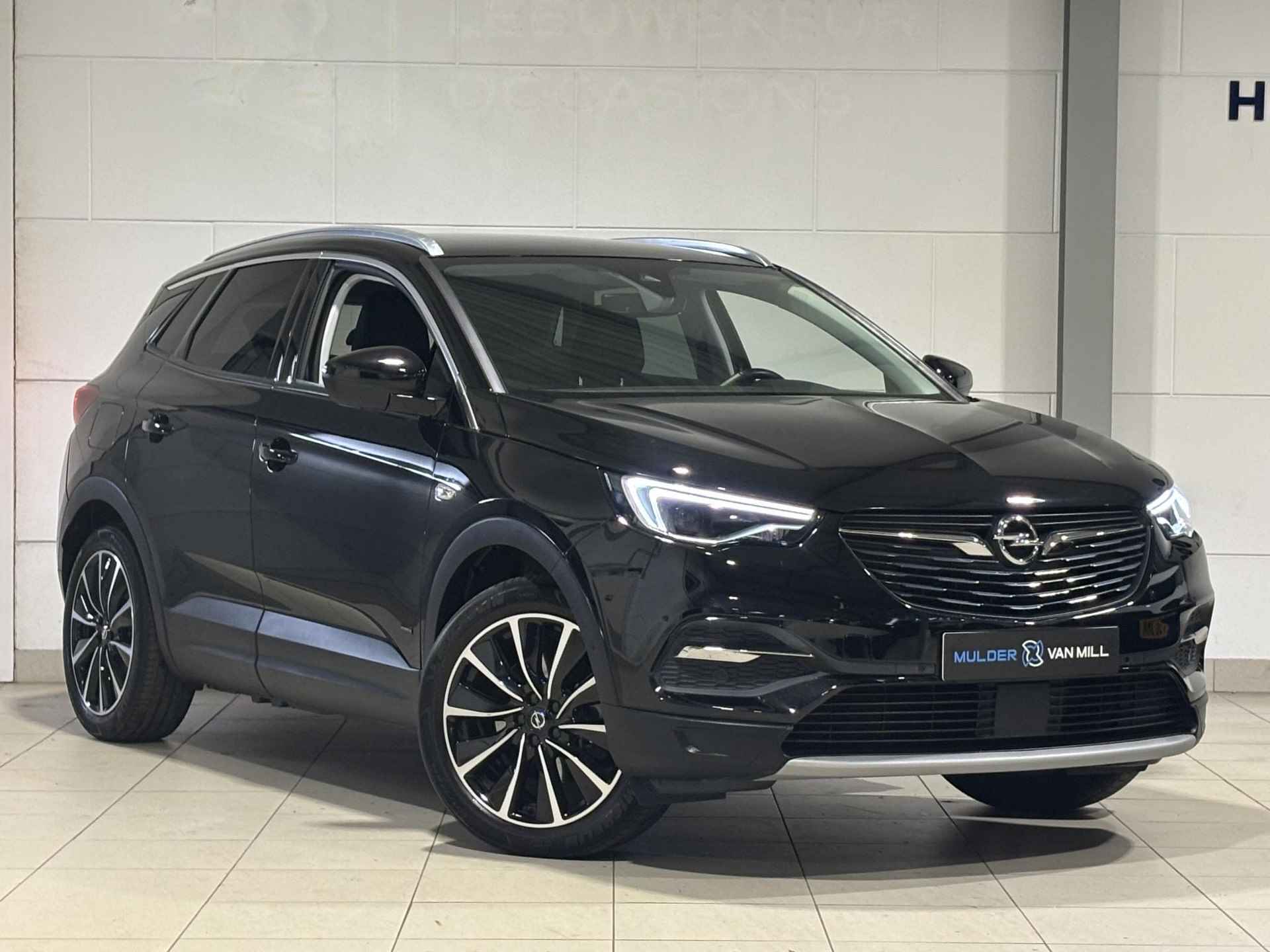 Opel Grandland X 1.6 Turbo HYbrid4 300 pk 4x4 Innovation |ADAPTIVE CRUISE|AGR-COMFORTSTOEL|KEYLESS ENTRY|DODEHOEK WAARSCHUWING|ACHTERUITRIJCAMERA|ELEK. ACHTERKLEP|DAB+|ISOFIX| - 3/63